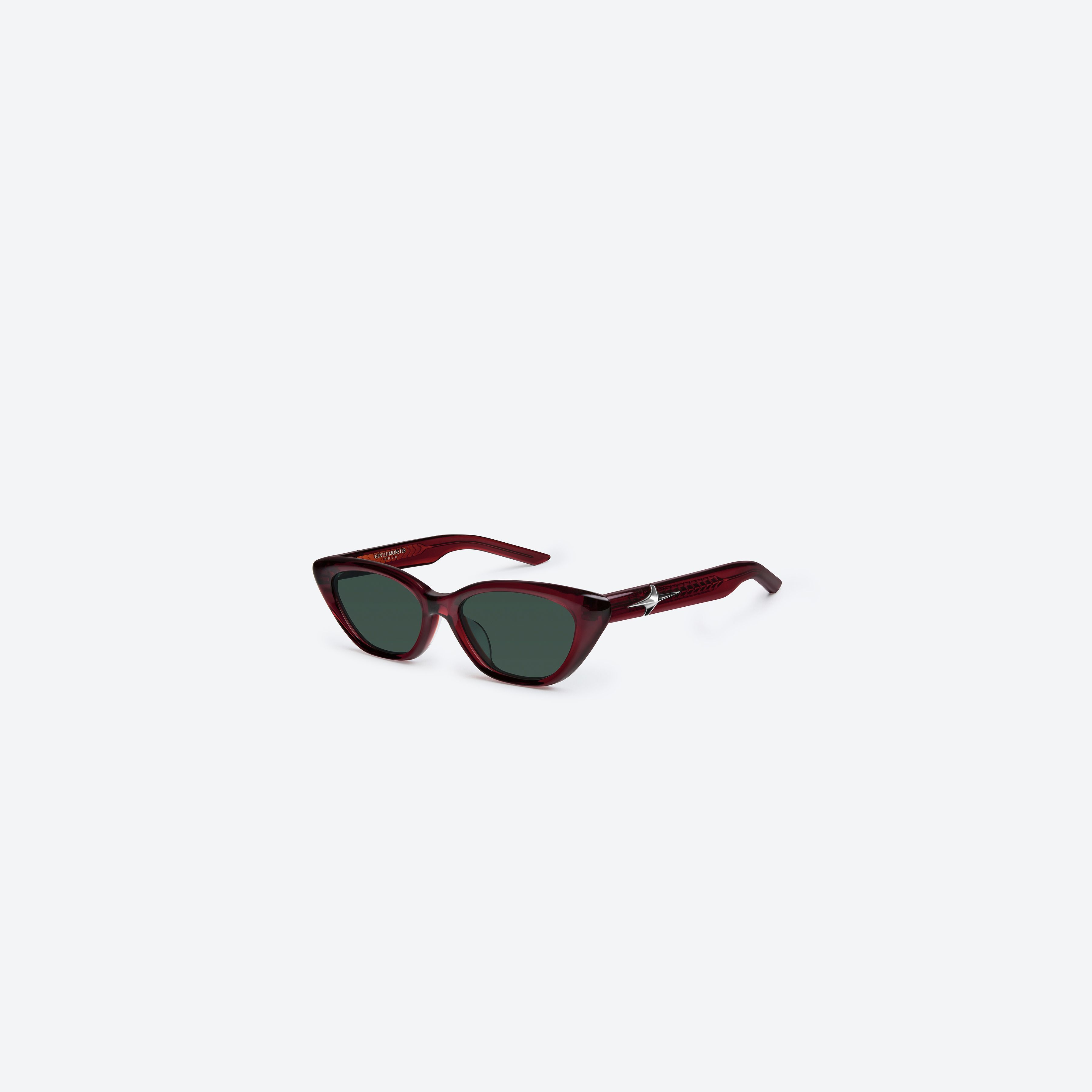 45-degree view of Gentle Monster Mowa RC3 Red Acetate framed Cat-eye sunglasses.
