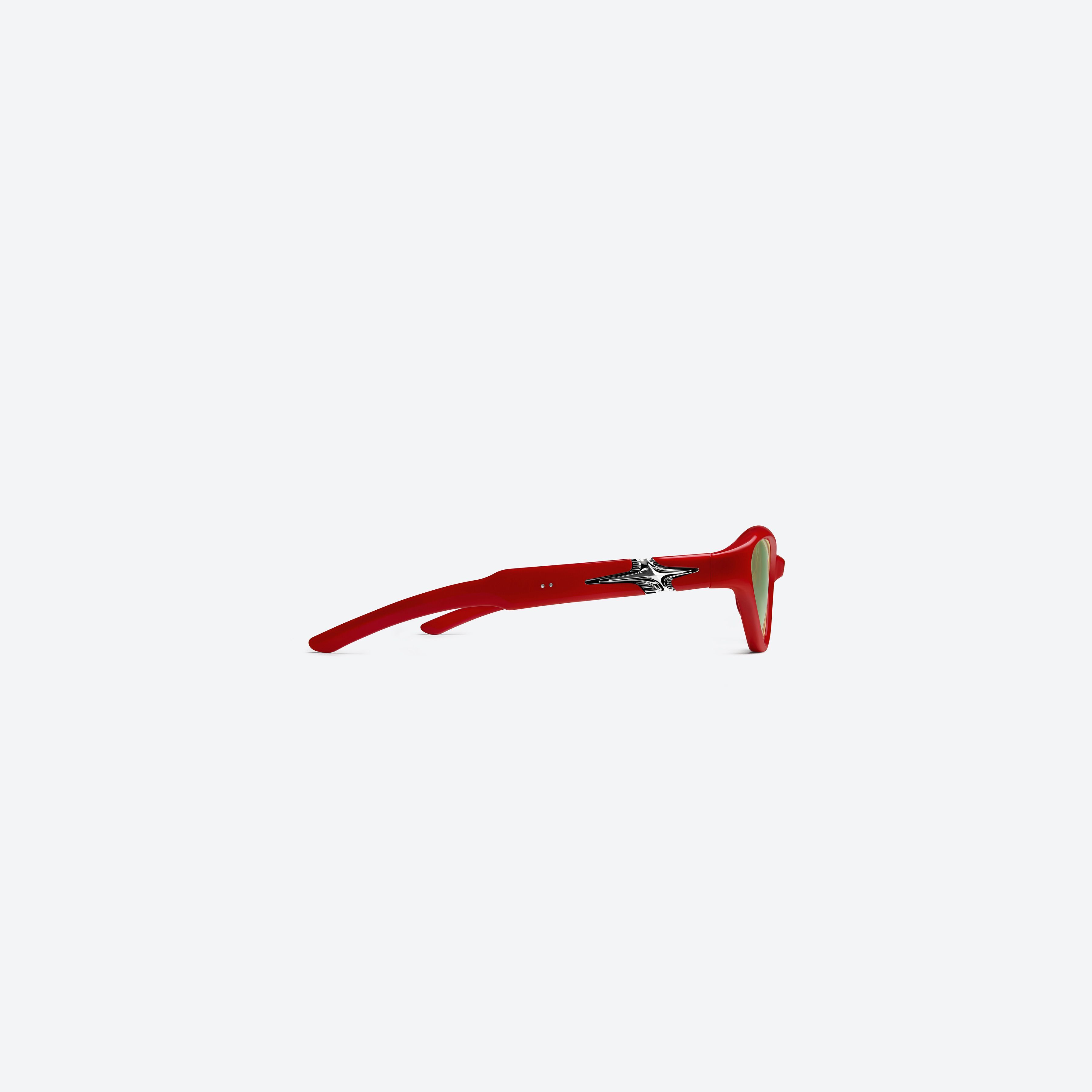A detailed right view of Gentle Monster Rage R10 Red Mixed framed Cat-eye glasses.