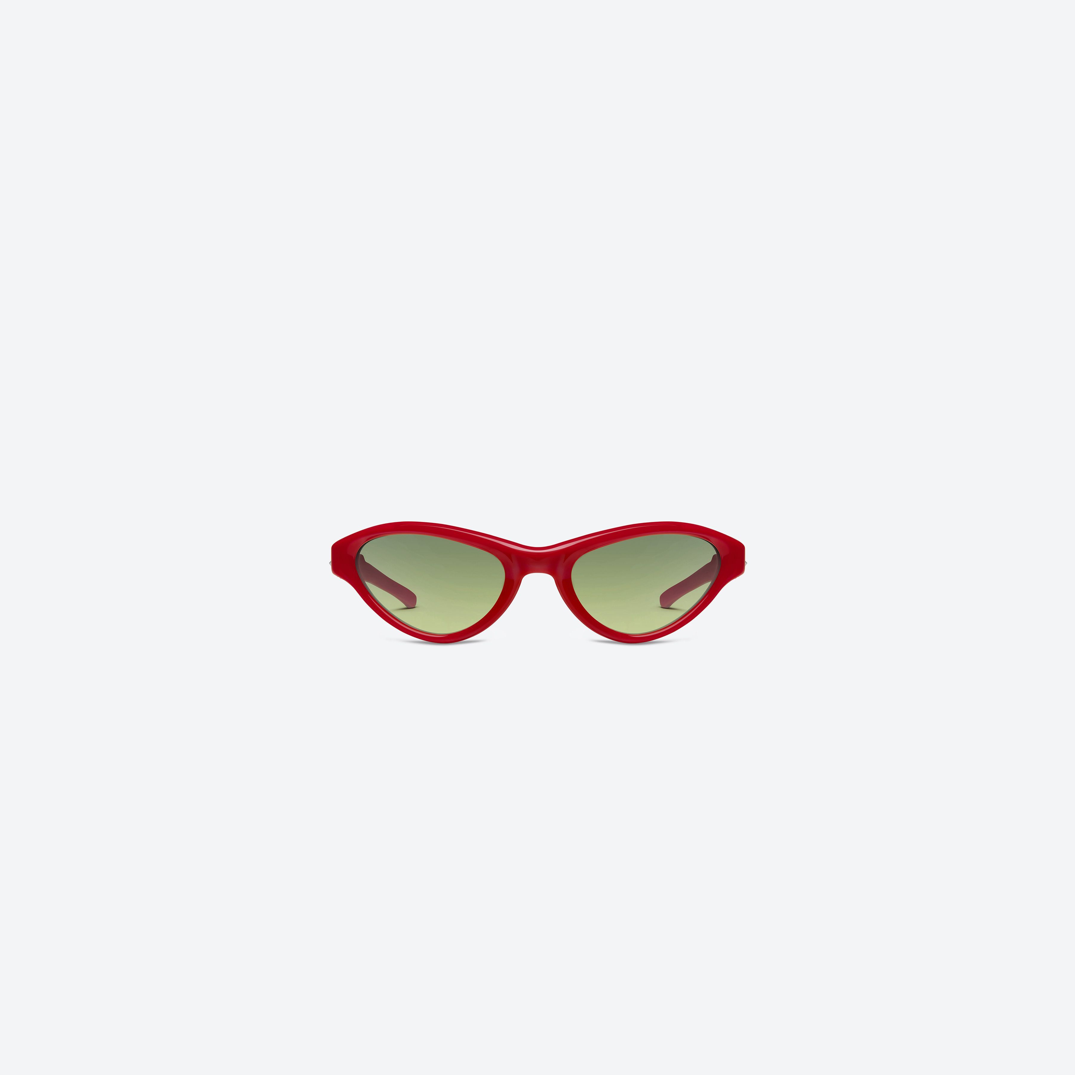 A front view of Gentle Monster Rage R10 Red Mixed framed Cat-eye glasses.