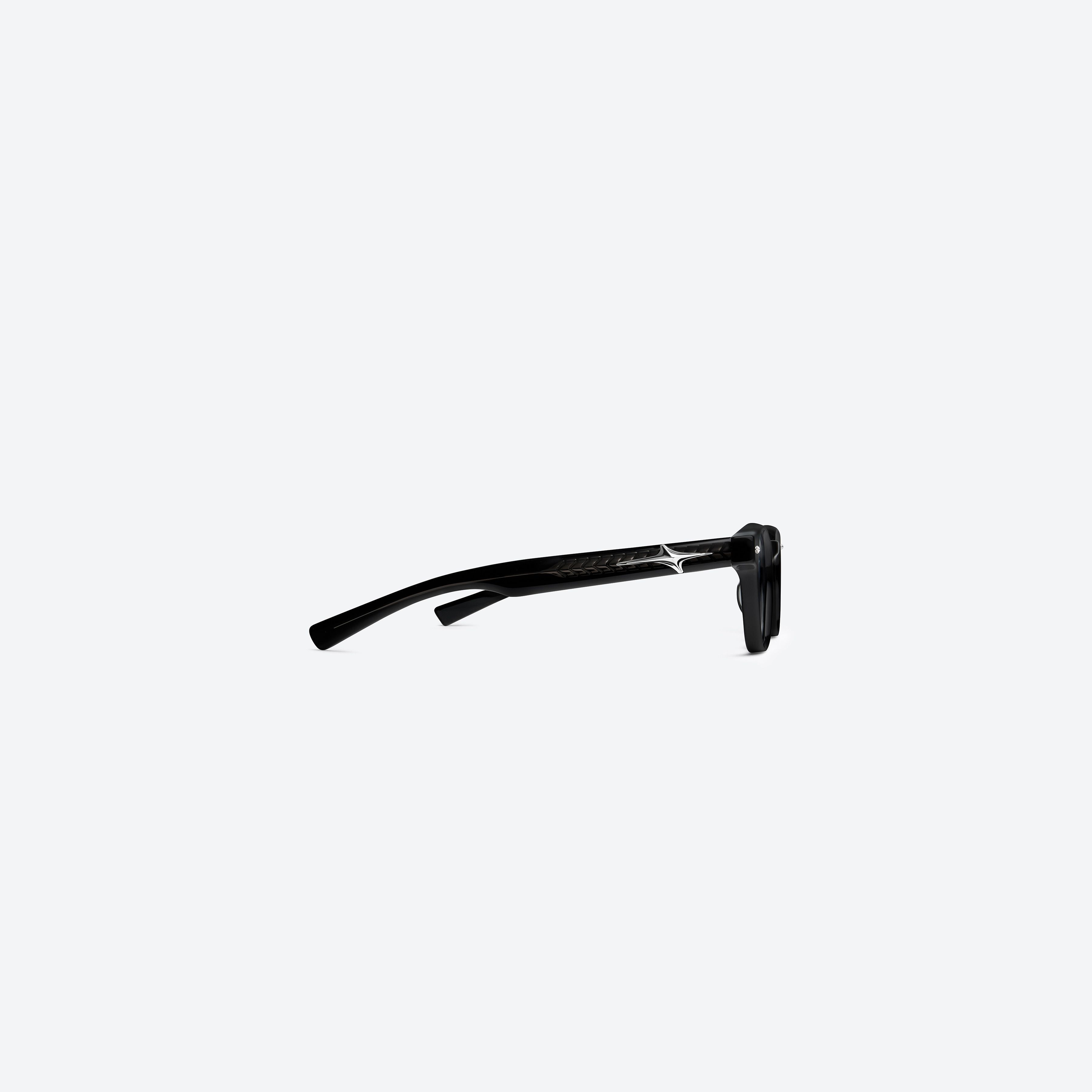 A detailed right view of Gentle Monster Joze 01 Black Acetate framed Square glasses.