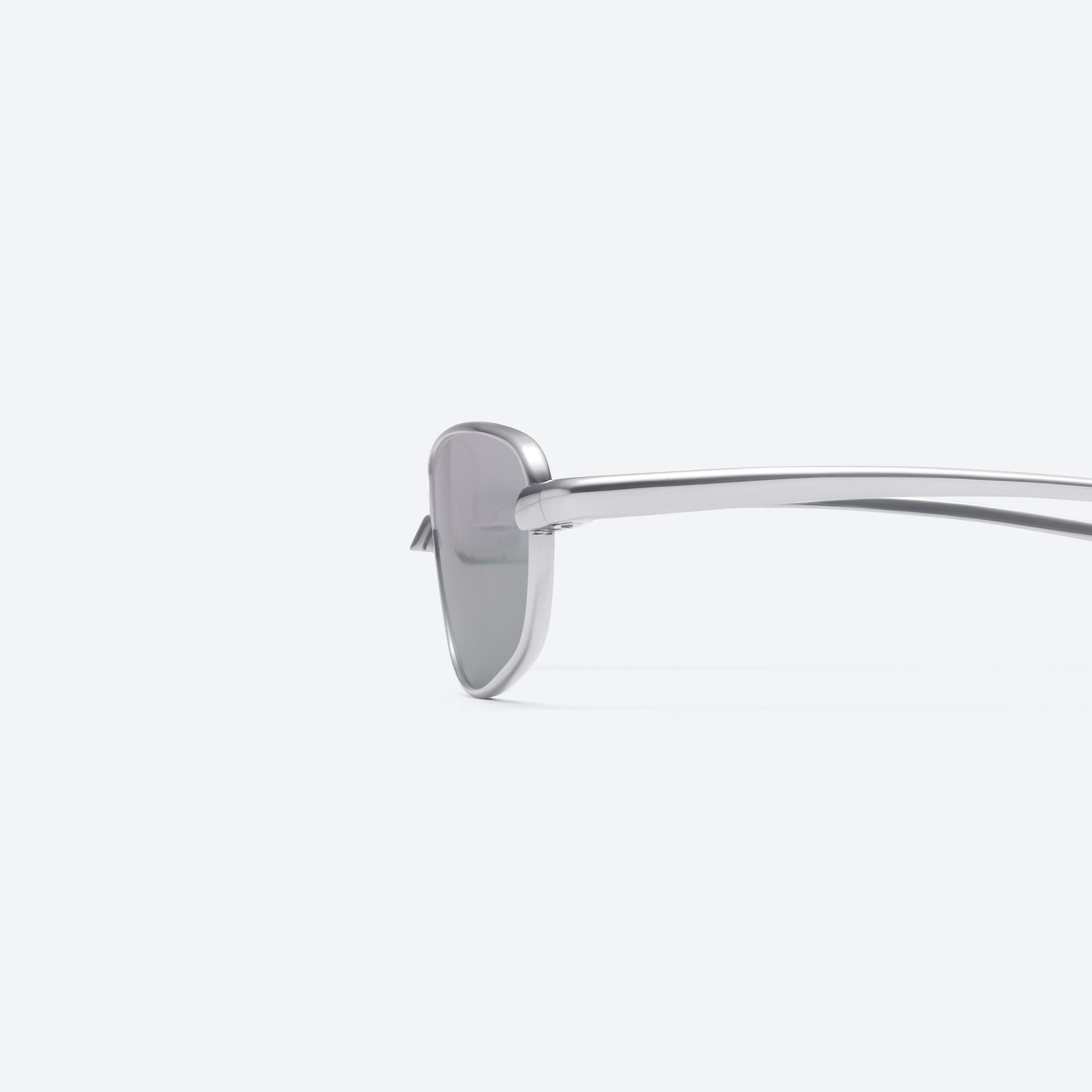 A detailed left view of Gentle Monster Riff 02(MSV) Silver Metal framed Square glasses.