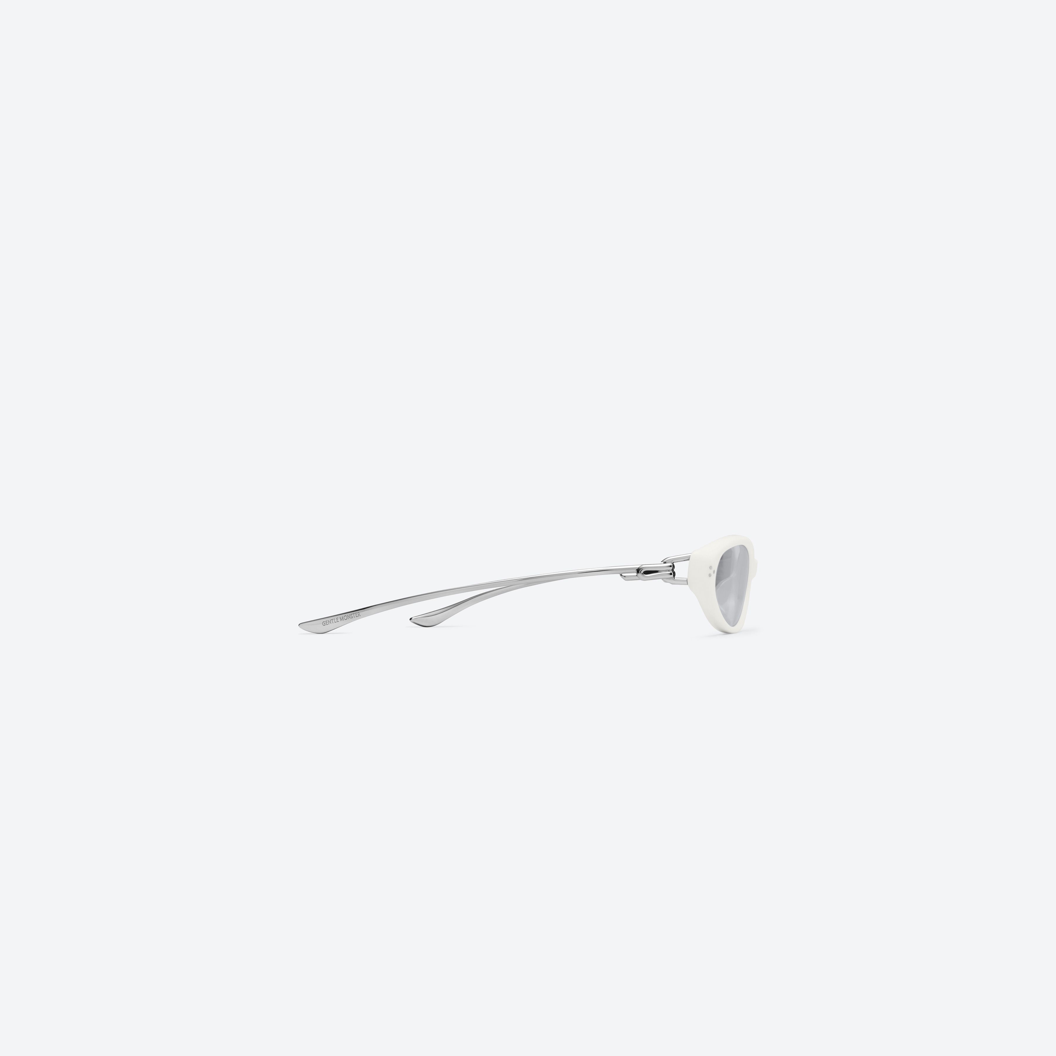 A detailed right view of Gentle Monster Crepe W2 White Mixed framed Cat-eye sunglasses.