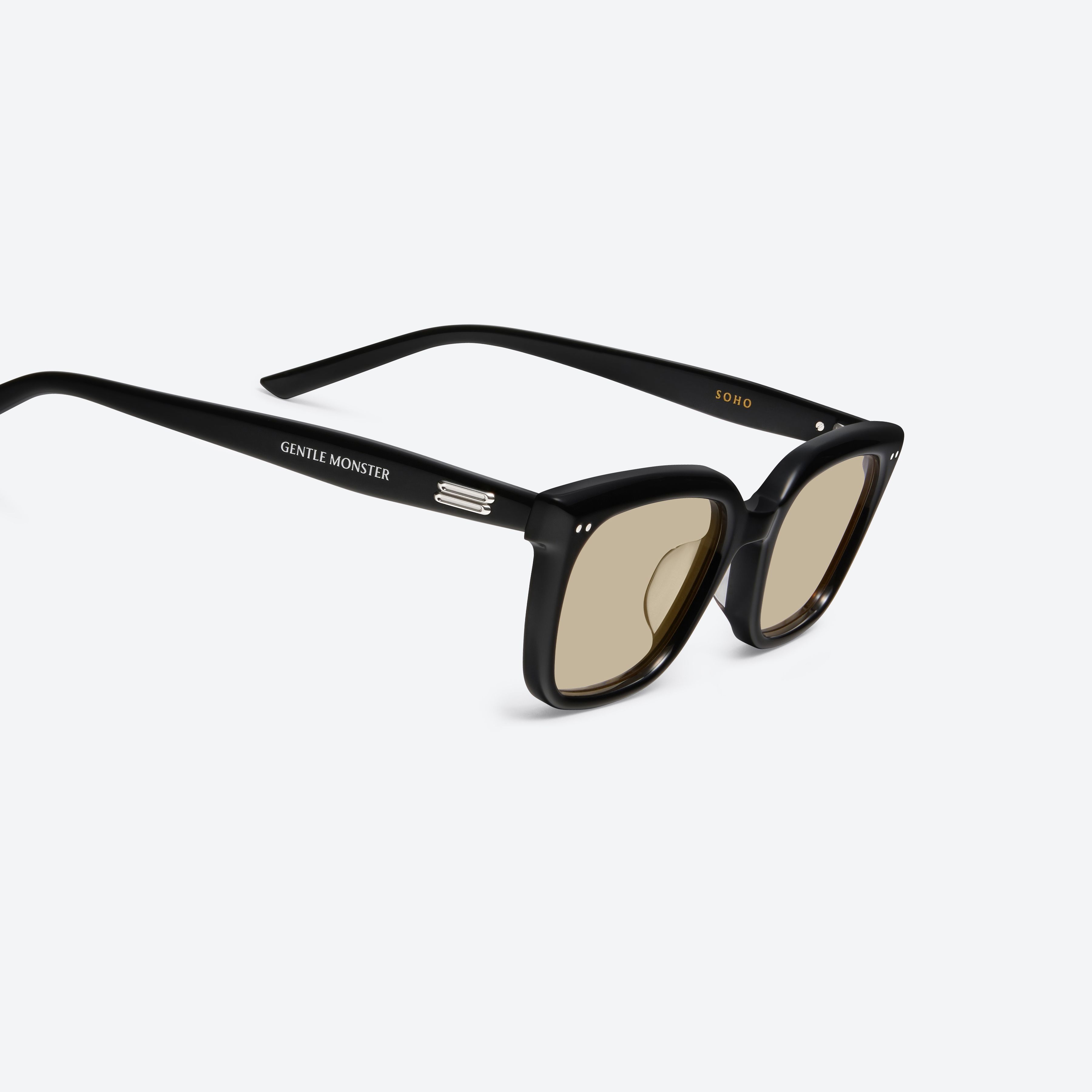 GENTLE MONSTER Nabi 01 ブラック サングラス Nabi 01 | Gentle Monster US Official Site