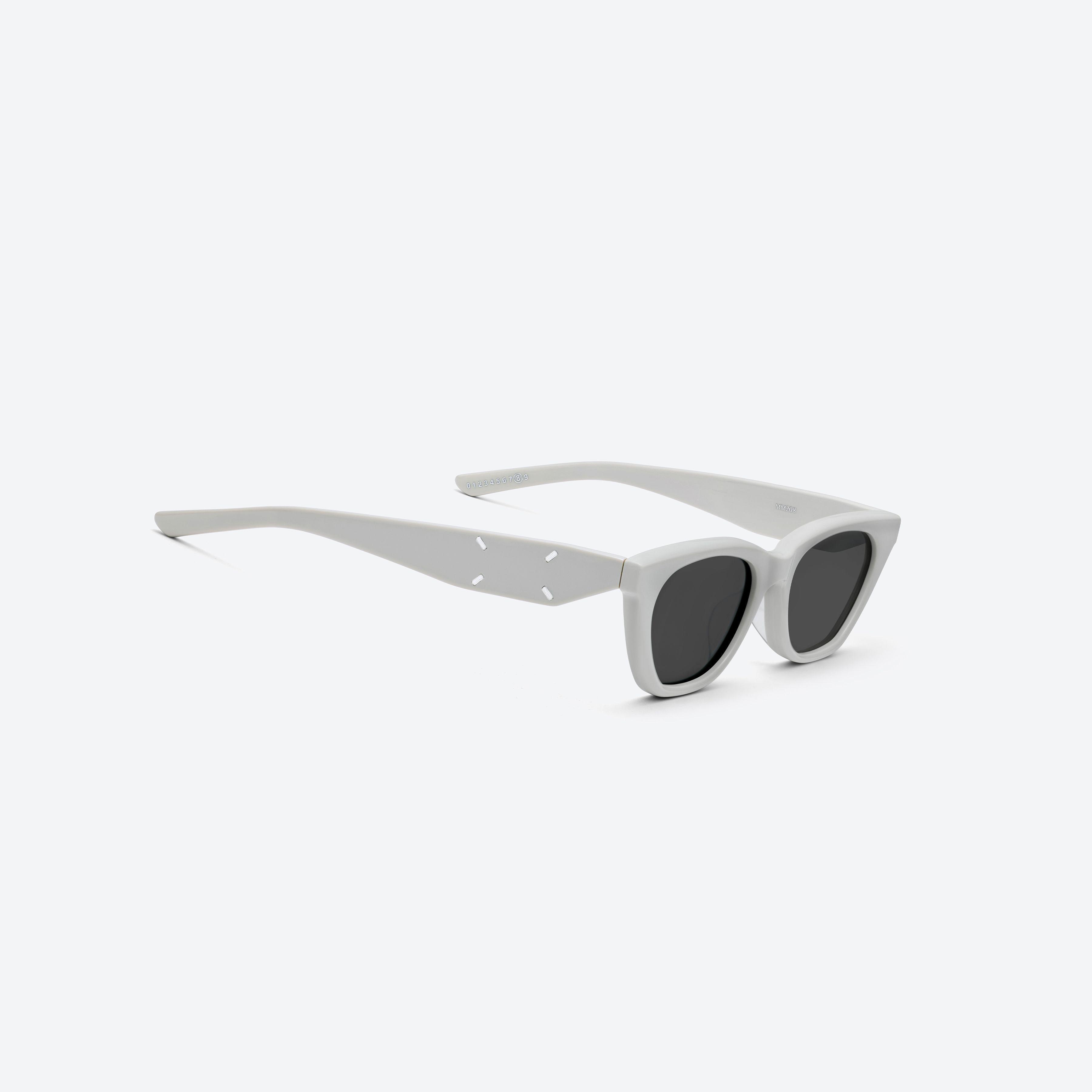 Maison Margiela - MM208 G12 | Gentle Monster AU Official Site