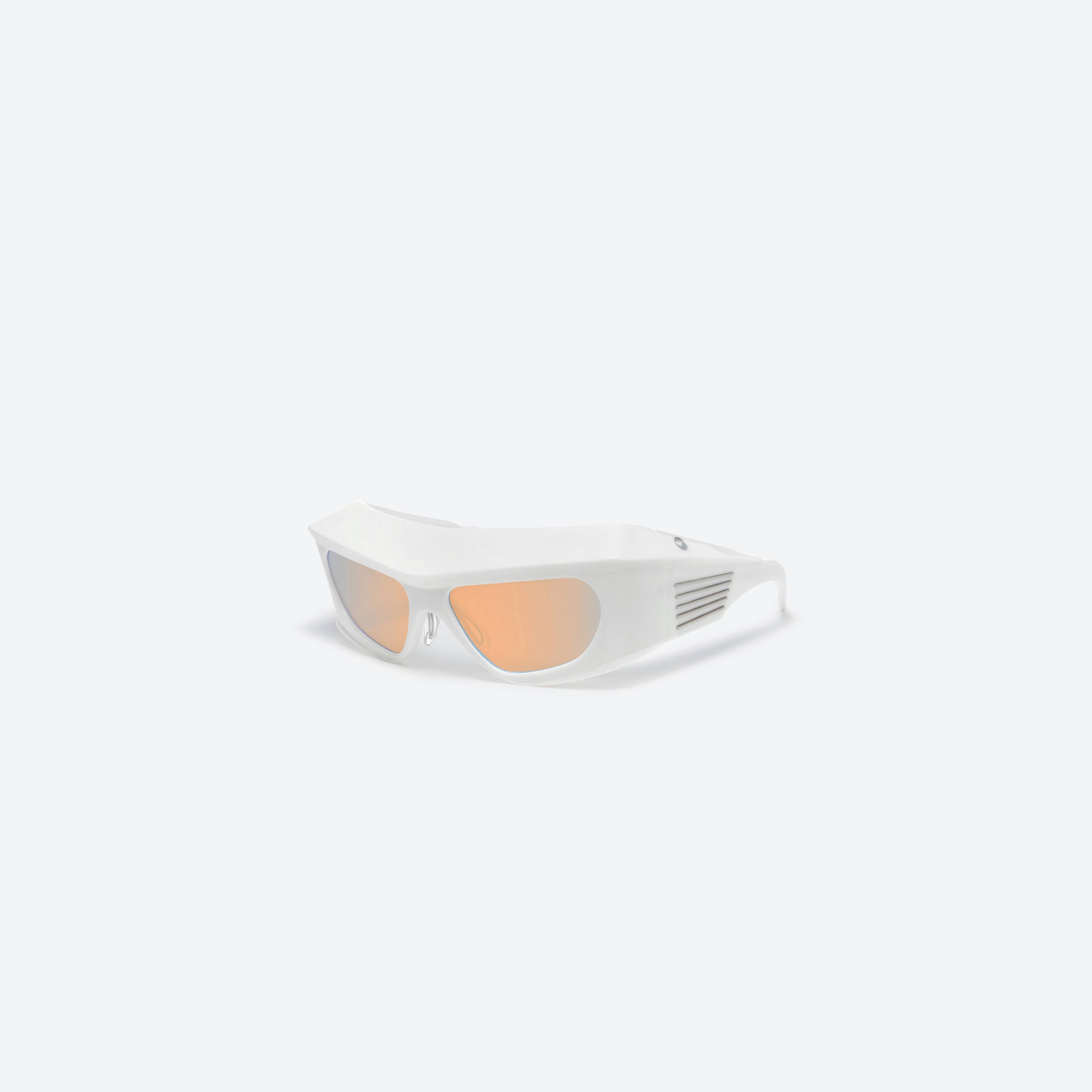 45-degree view of Gentle Monster Coperni - 5G BOLD W2 White Acetate framed Wraparound sunglasses.