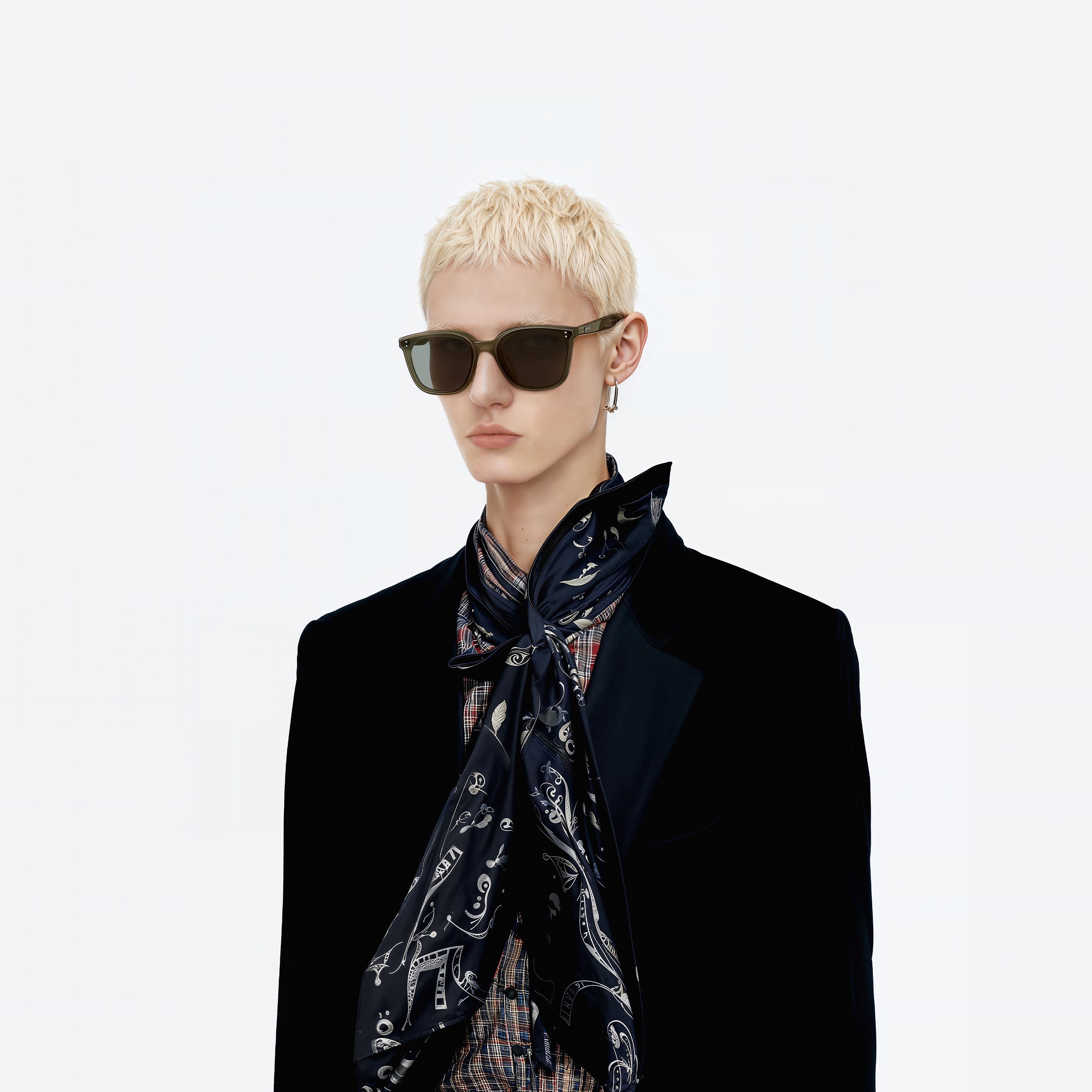 Queen K2 | Gentle Monster CA Official Site