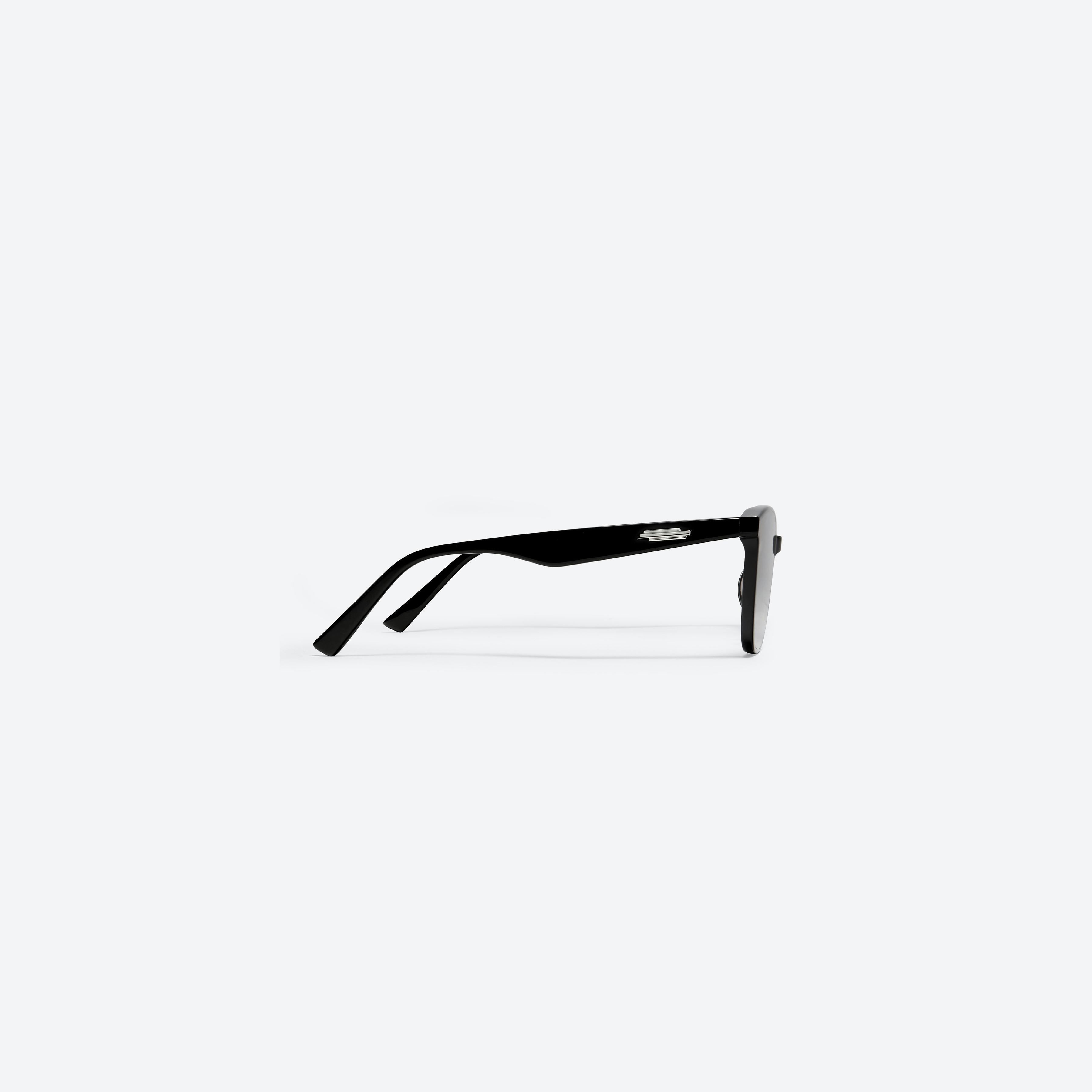 Lilit 01(BR) | Gentle Monster US Official Site