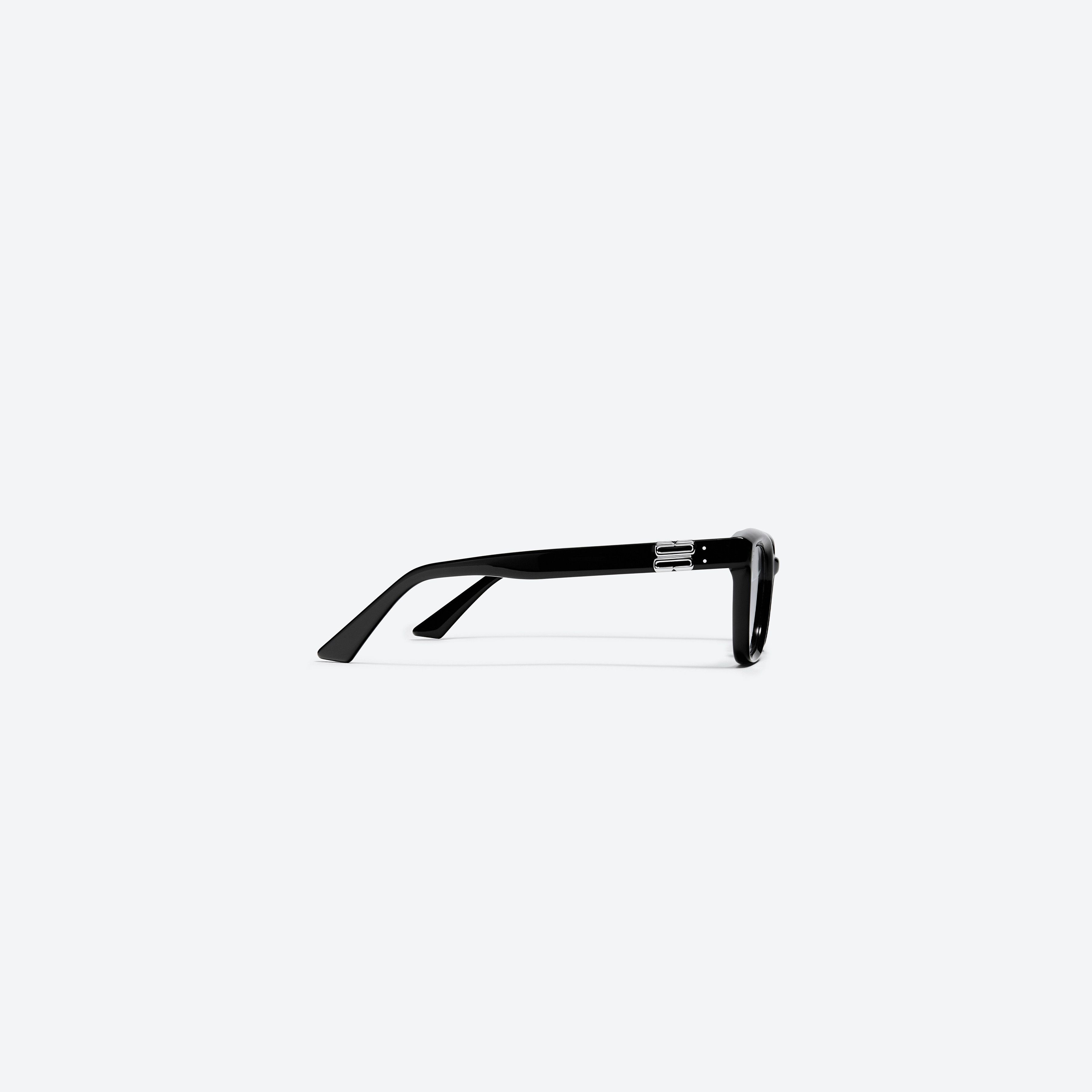 A detailed right view of Gentle Monster MUSEE 01(BL) Black Acetate framed Square sunglasses.