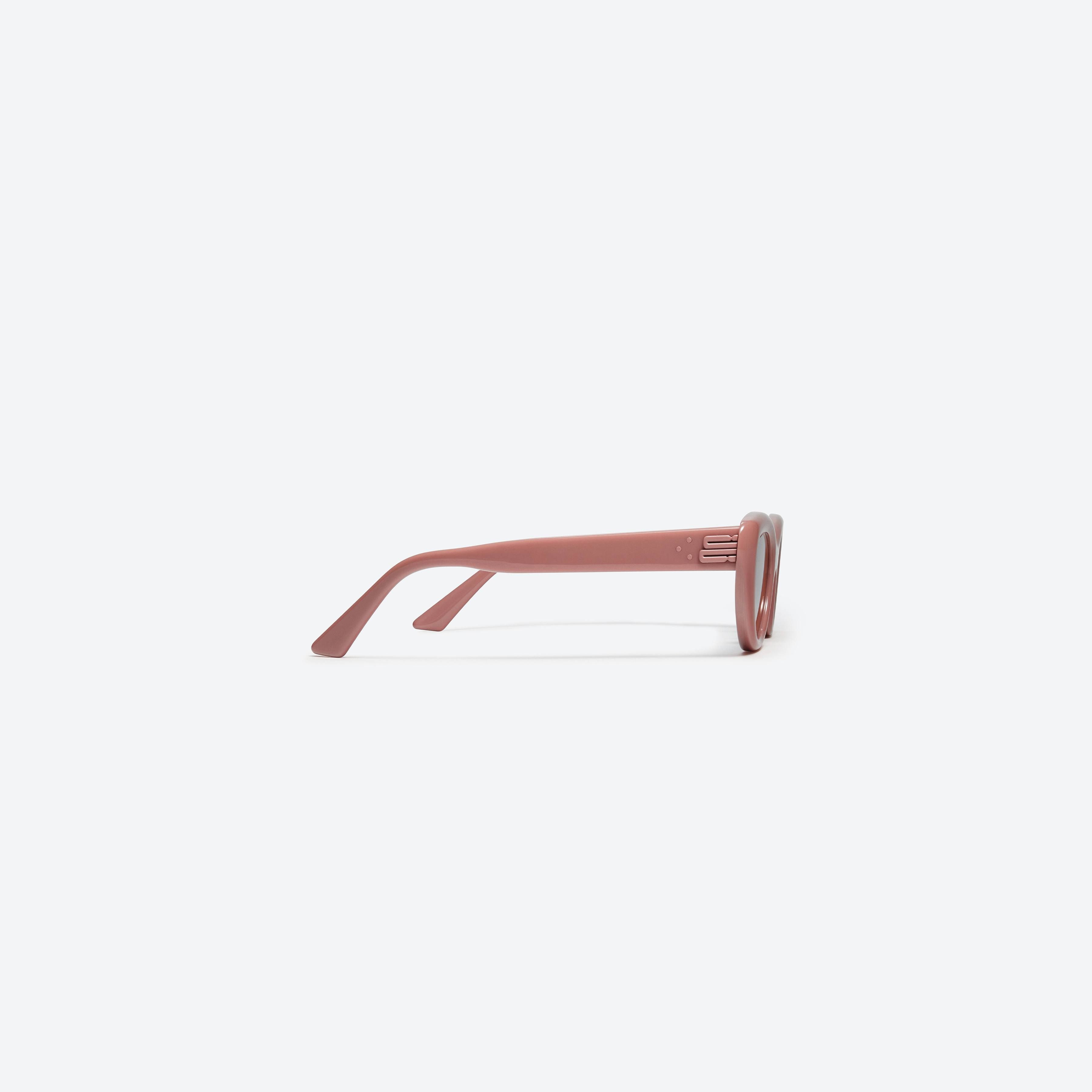 Conic P4 | Gentle Monster US Official Site