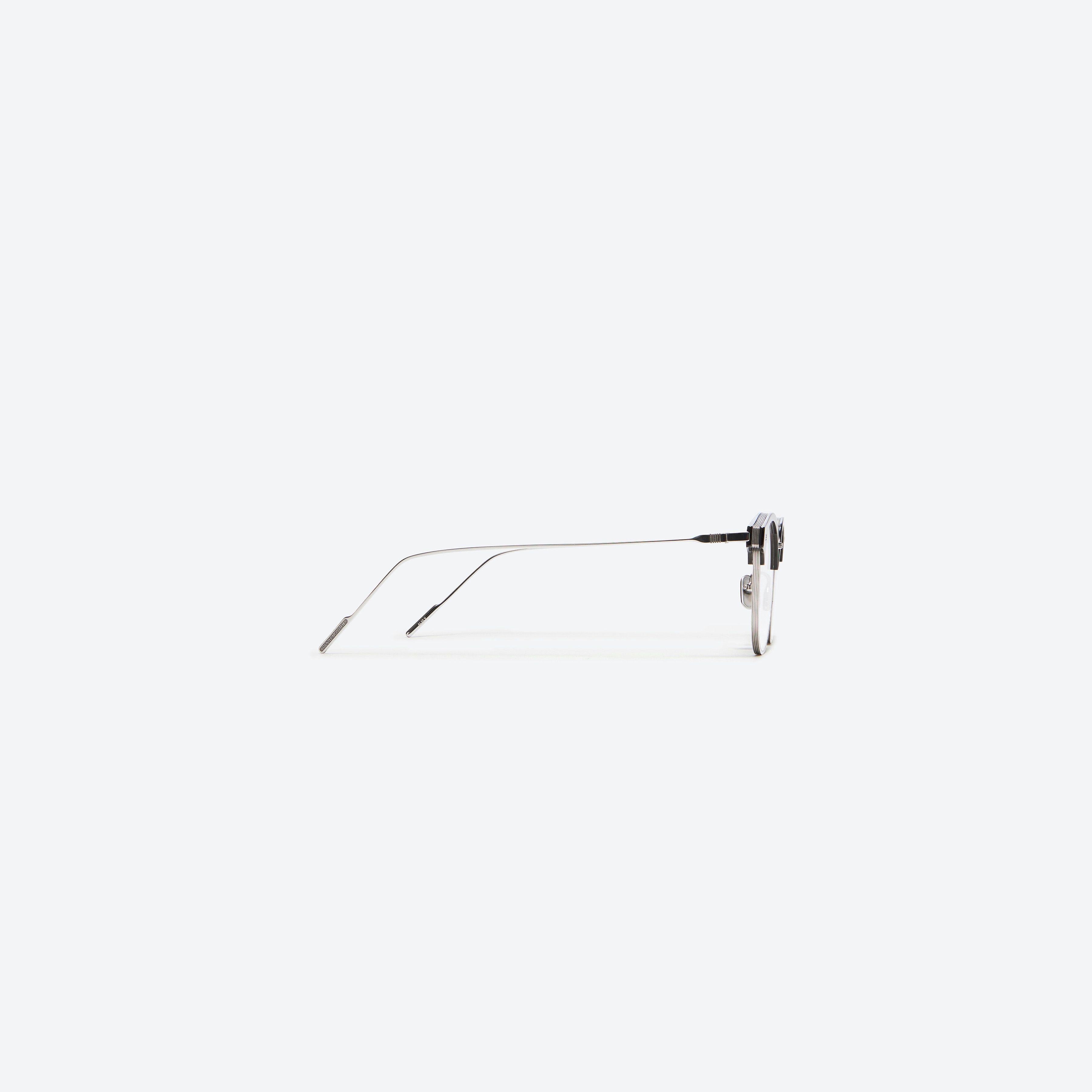 A detailed right view of Gentle Monster Alio X 01 Black Mixed framed Square glasses.