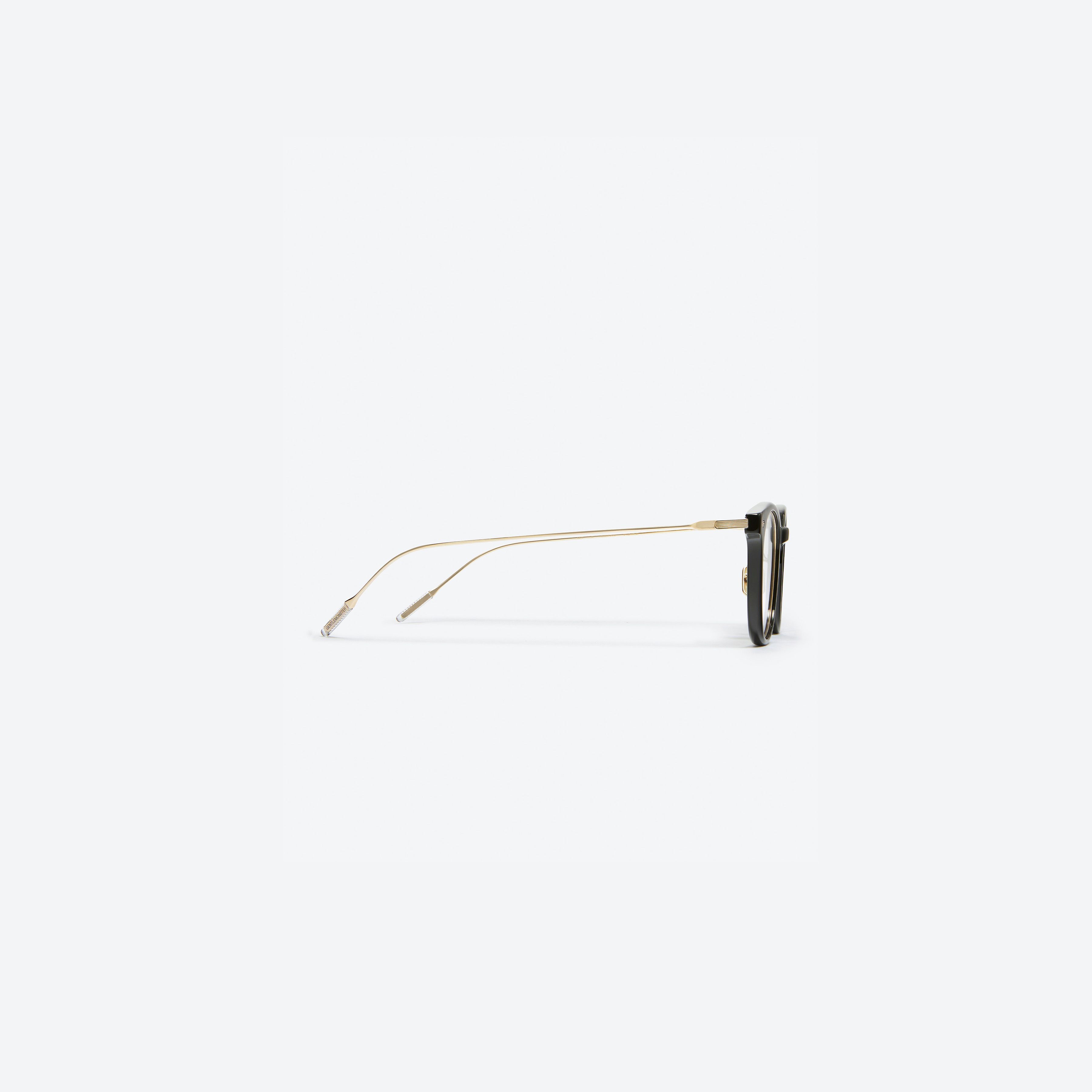 A detailed right view of Gentle Monster Booster 01 Black Mixed framed Square glasses.