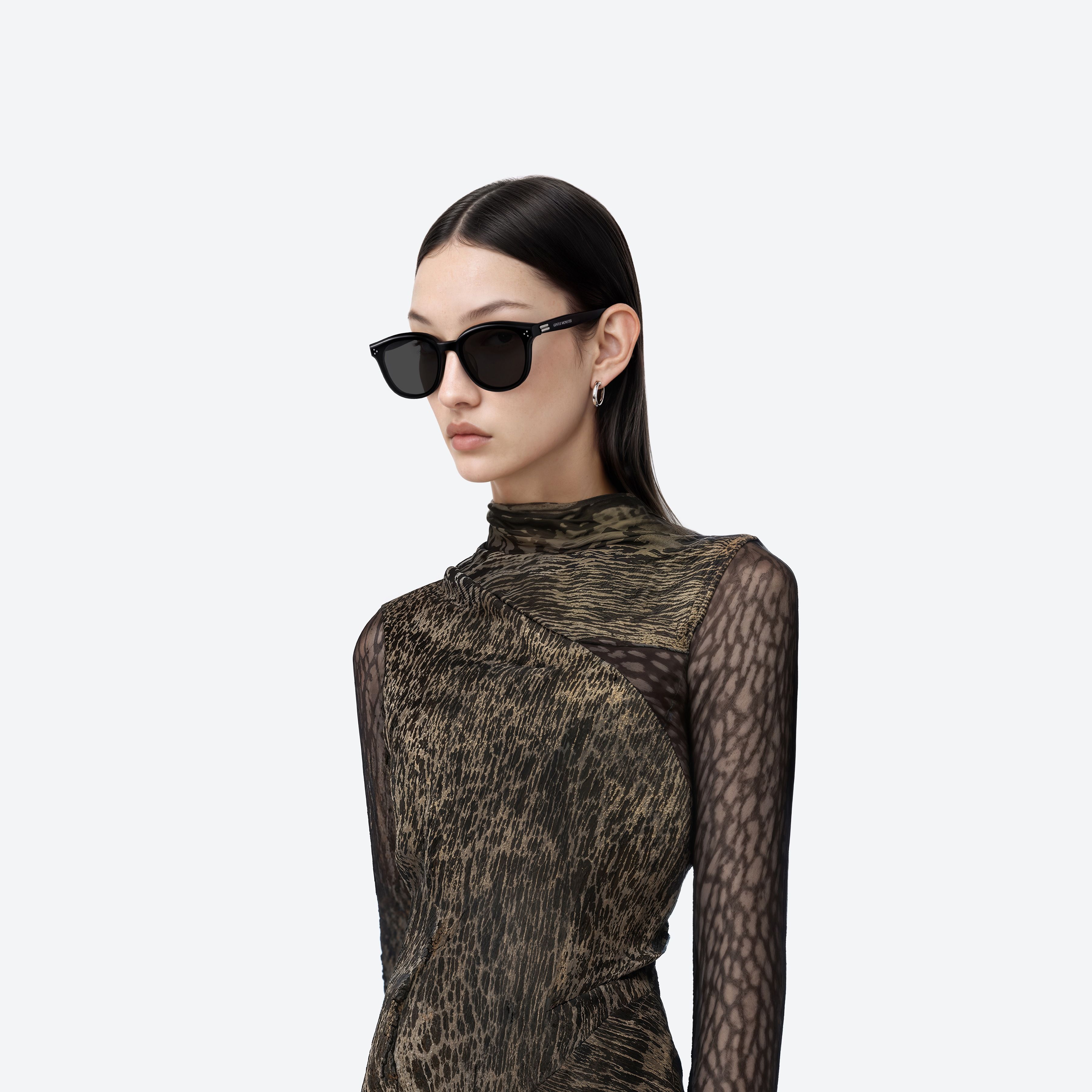 GENTLE MONSTER DEAN ブラックサングラス Gentle Monster Dean 01 サングラス | ブラック | FARFETCH JP