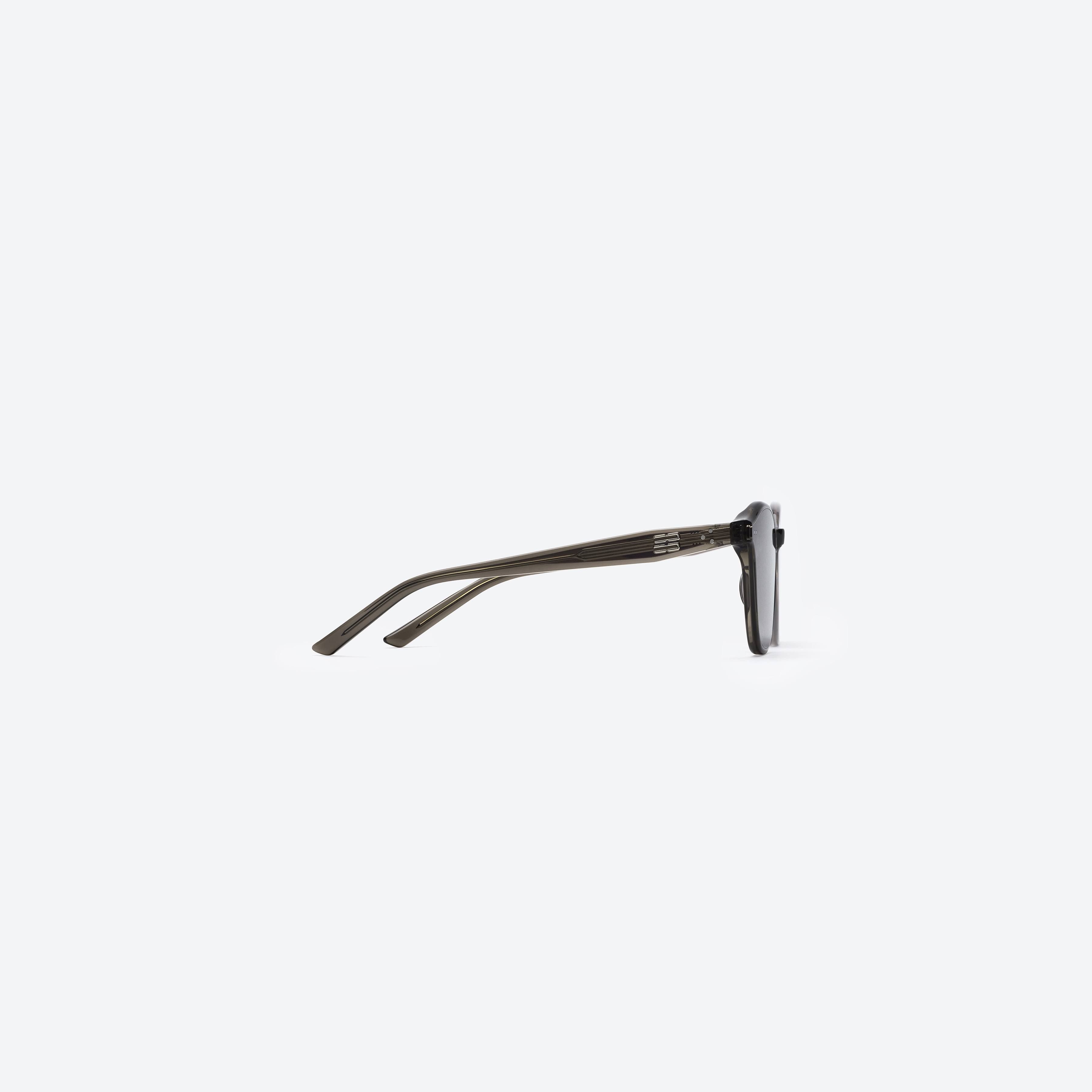 A detailed right view of Gentle Monster Jude BRC17 Brown Acetate framed Round sunglasses.