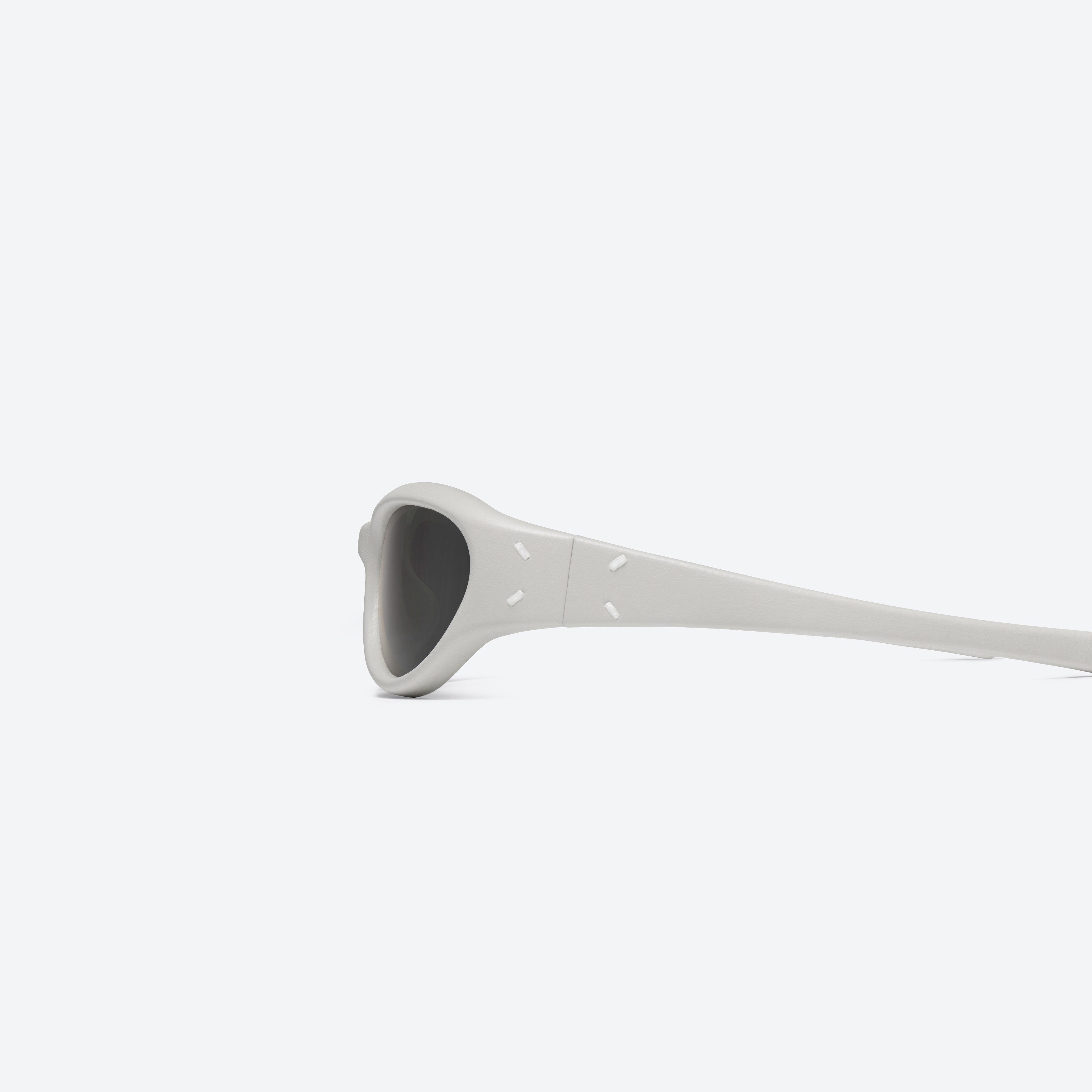Maison Margiela - MM105 Leather LIV1 | Gentle Monster US Official Site