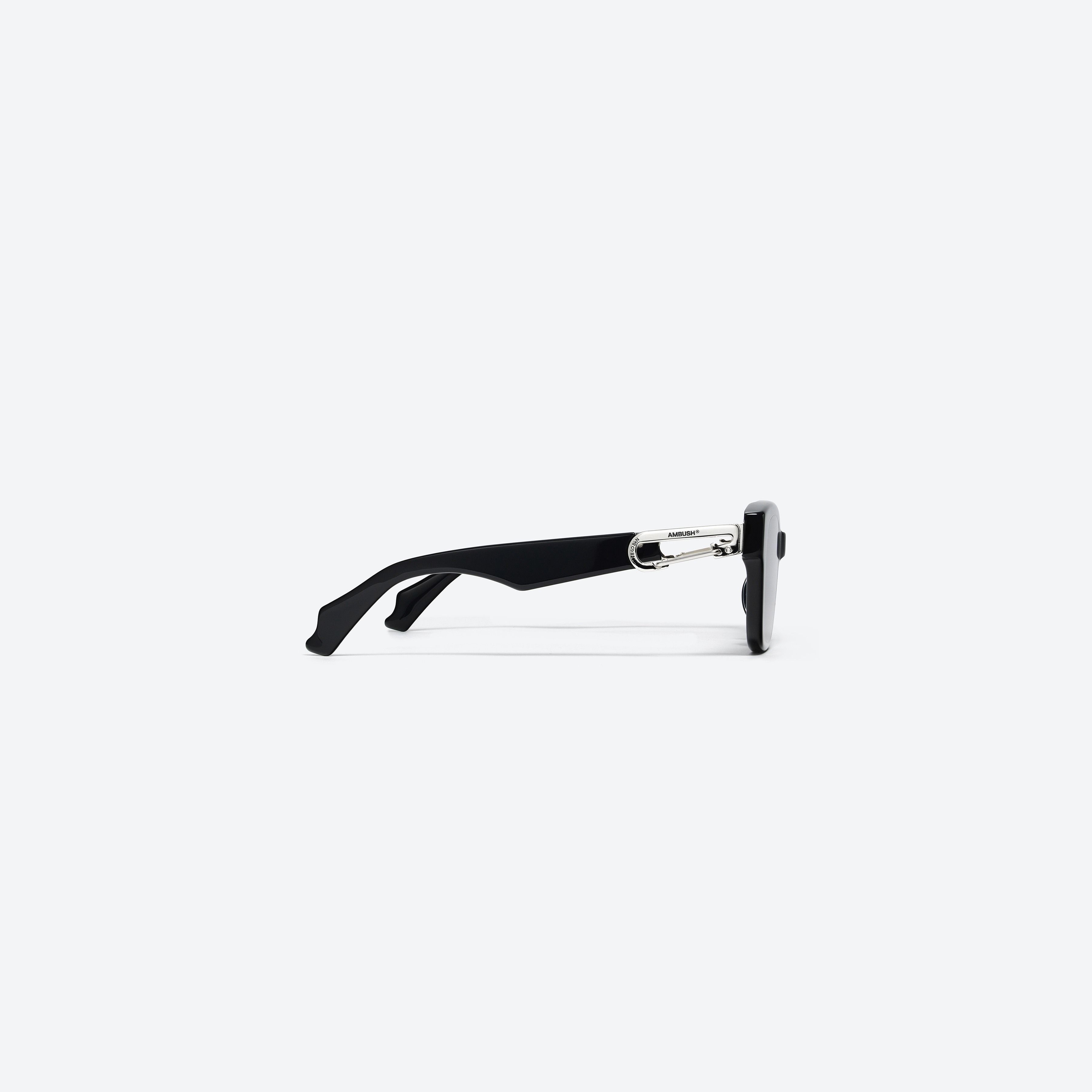 Ambush - Carabiner 1 01 | Gentle Monster INT Official Site