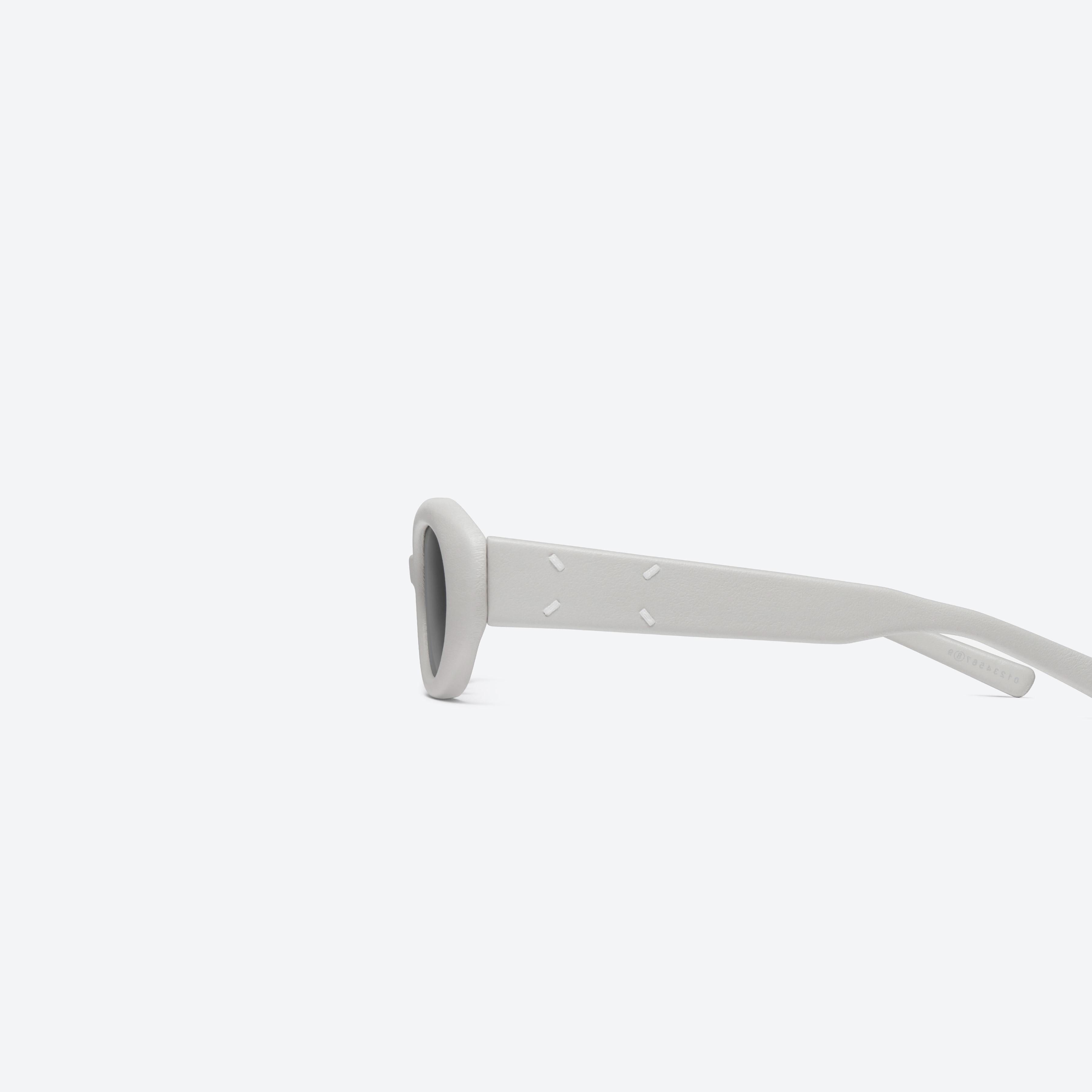Maison Margiela - MM107 Leather LIV1 | Gentle Monster US Official Site