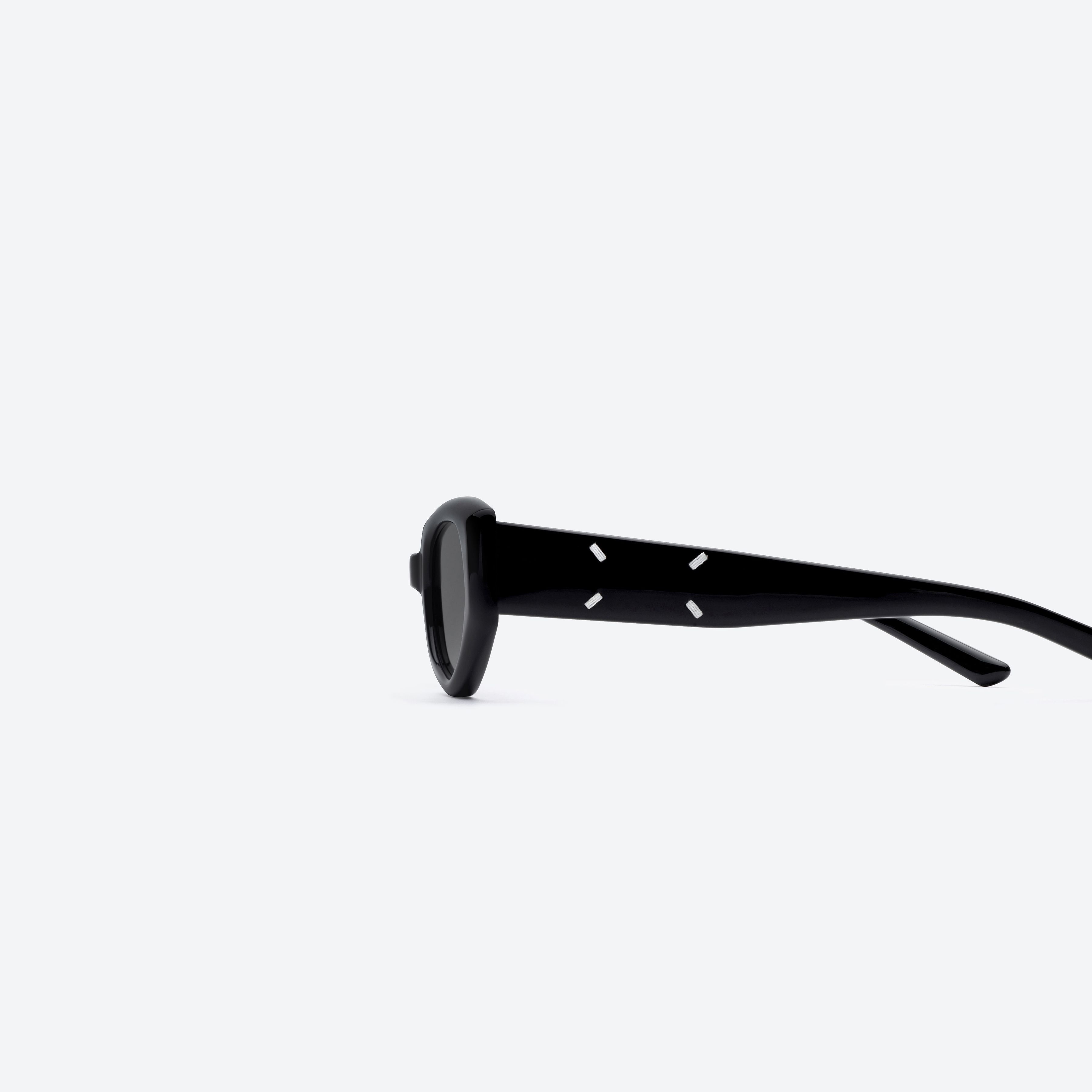 Maison Margiela - MM205 01 | Gentle Monster CA Official Site