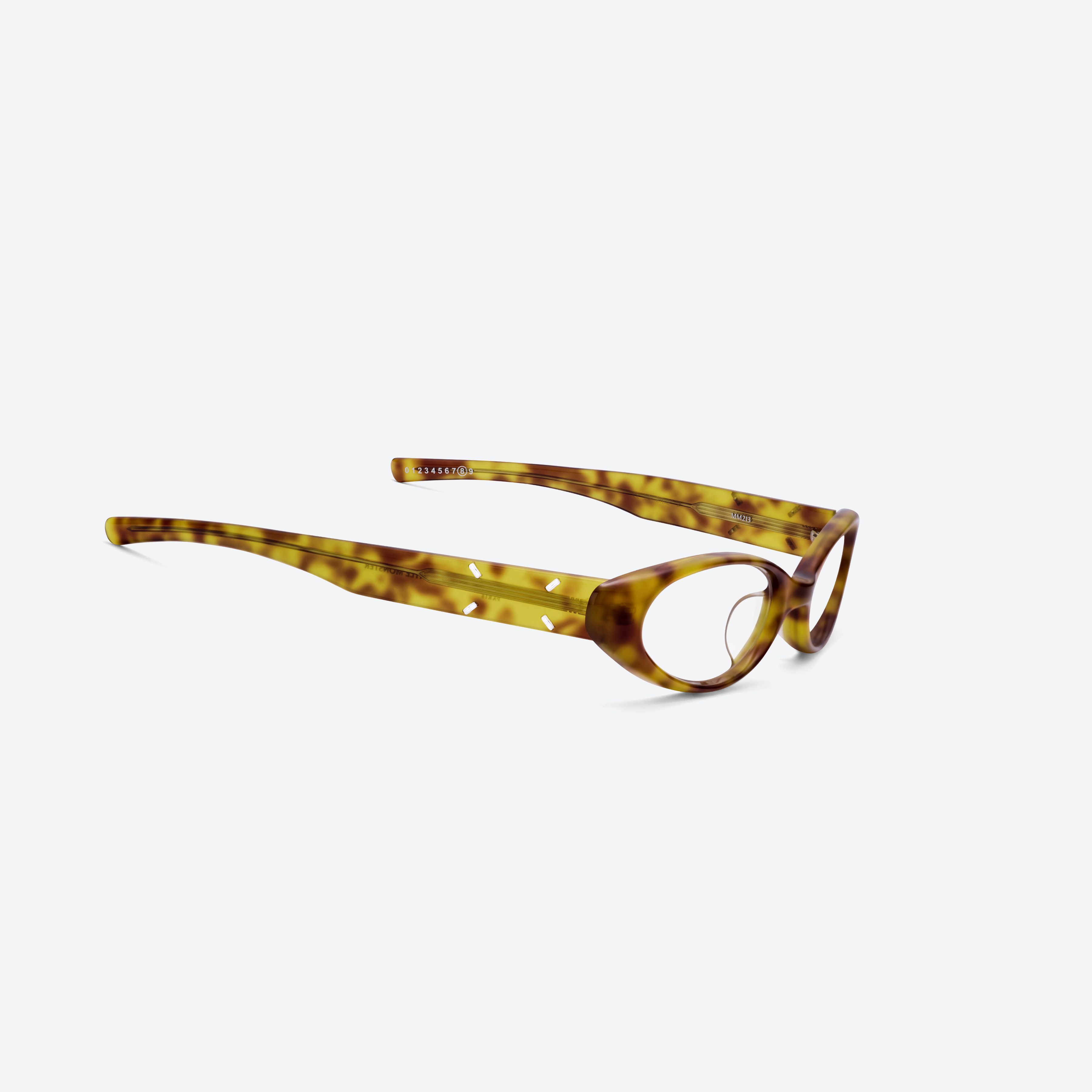 サングラス/メガネ Maison de reedit A closer look. Handcrafted in Japan from the finest acetate and