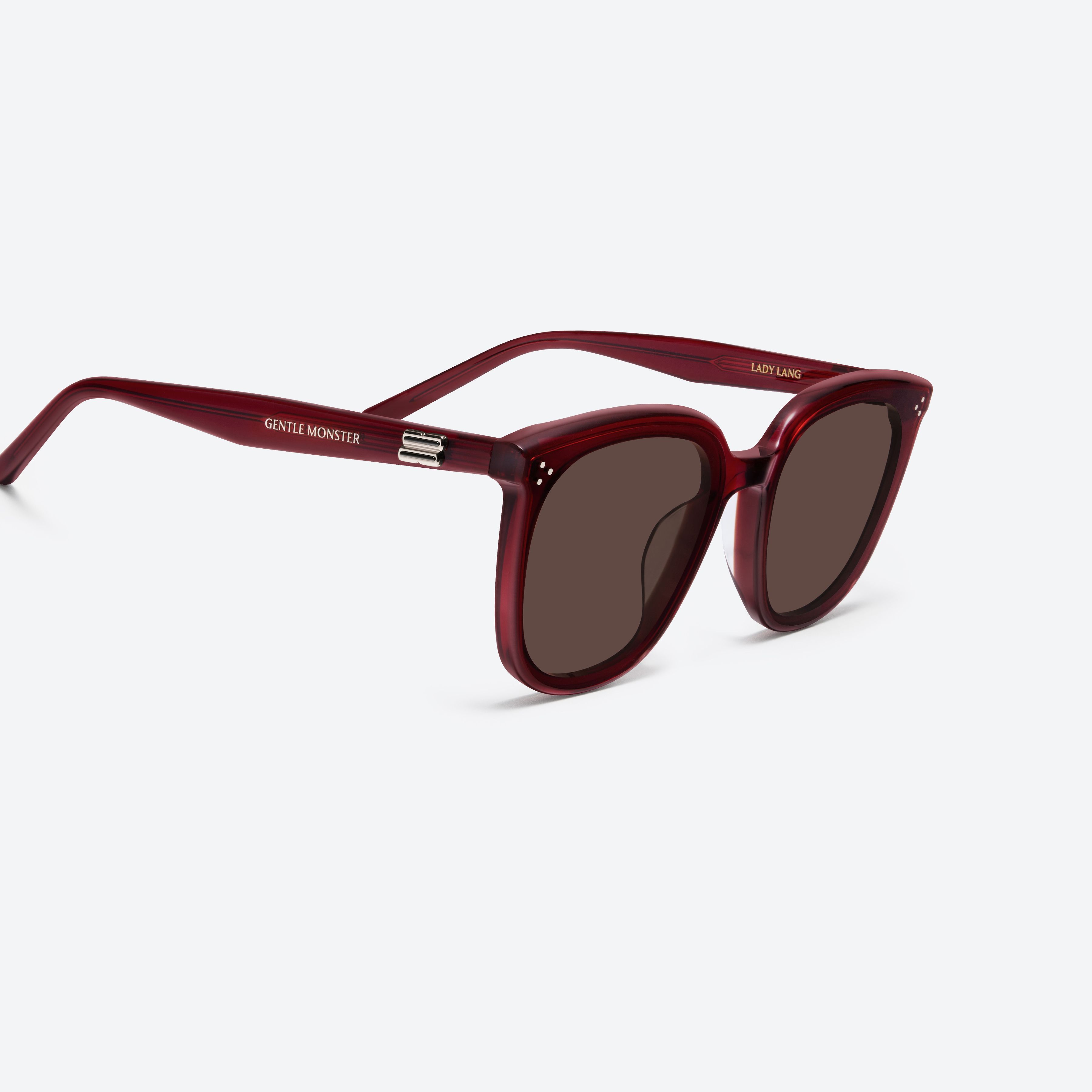 45-degree detailed view of Gentle Monster LADY LANG RC3 Red Acetate framed Round sunglasses.