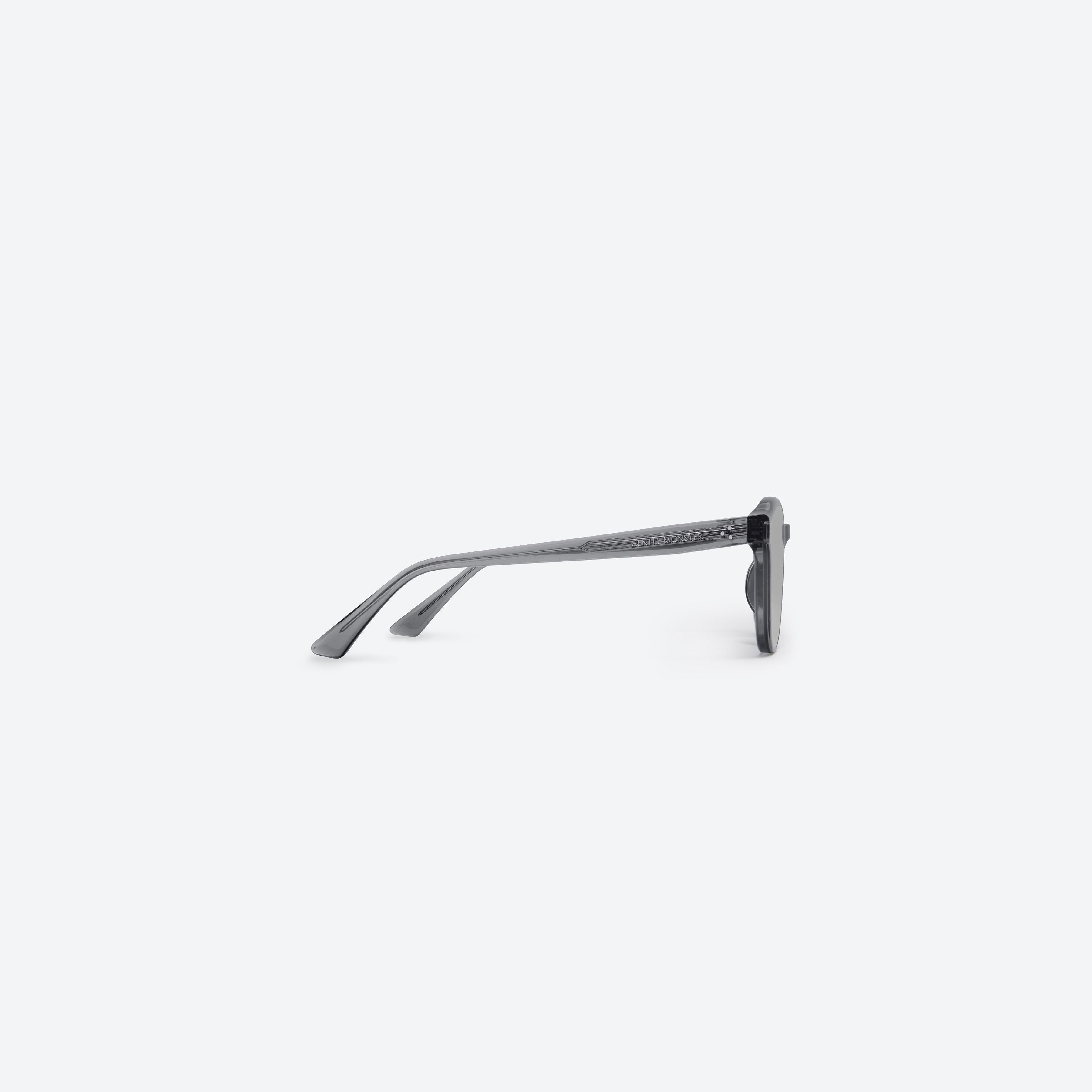 A detailed right view of Gentle Monster Jade G1 Gray Acetate framed Round sunglasses.