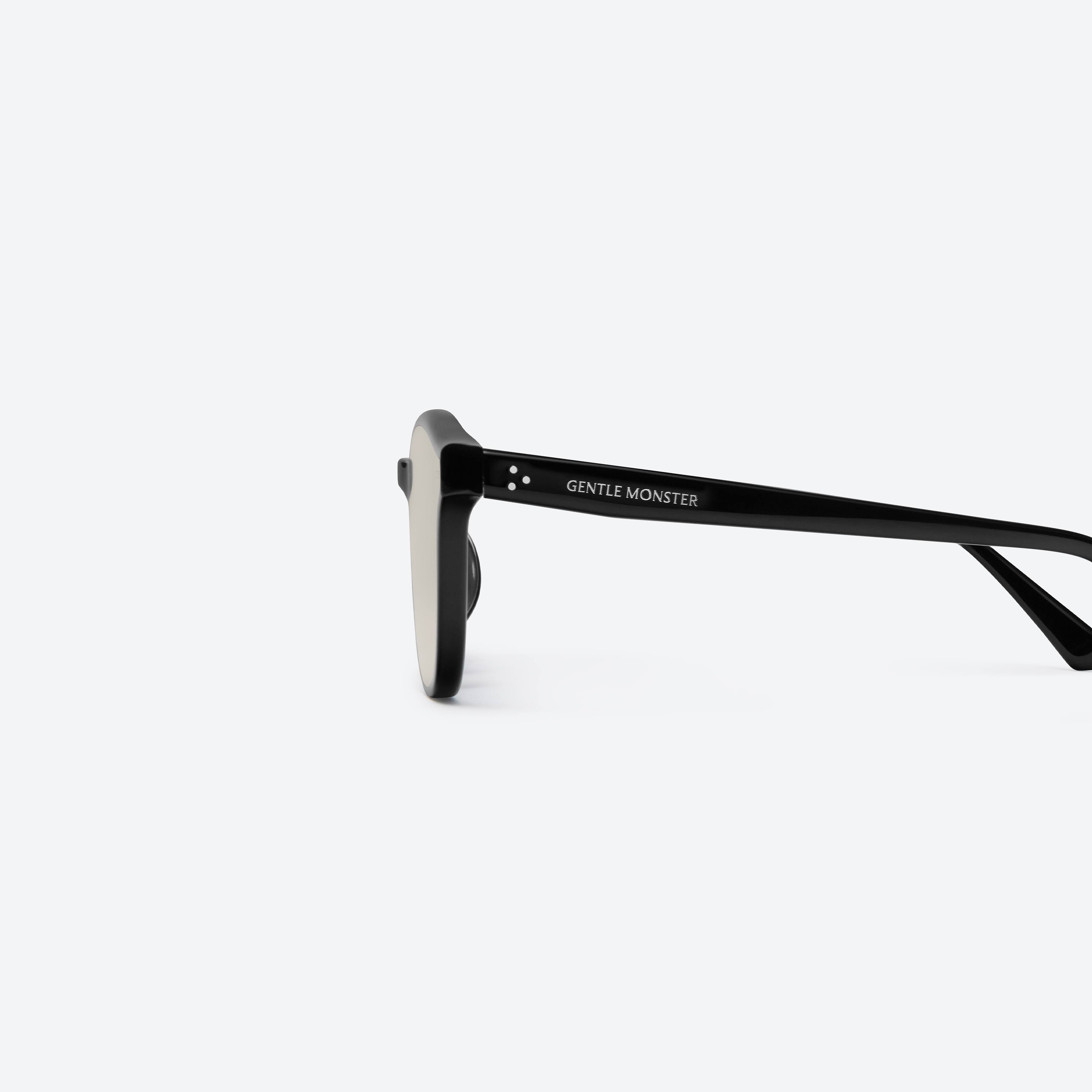 国内正規品‼️Gentle Monster Jade 01(BR) サングラス Gentle Monster Jade 01 Sunglasses | Black | FARFETCH