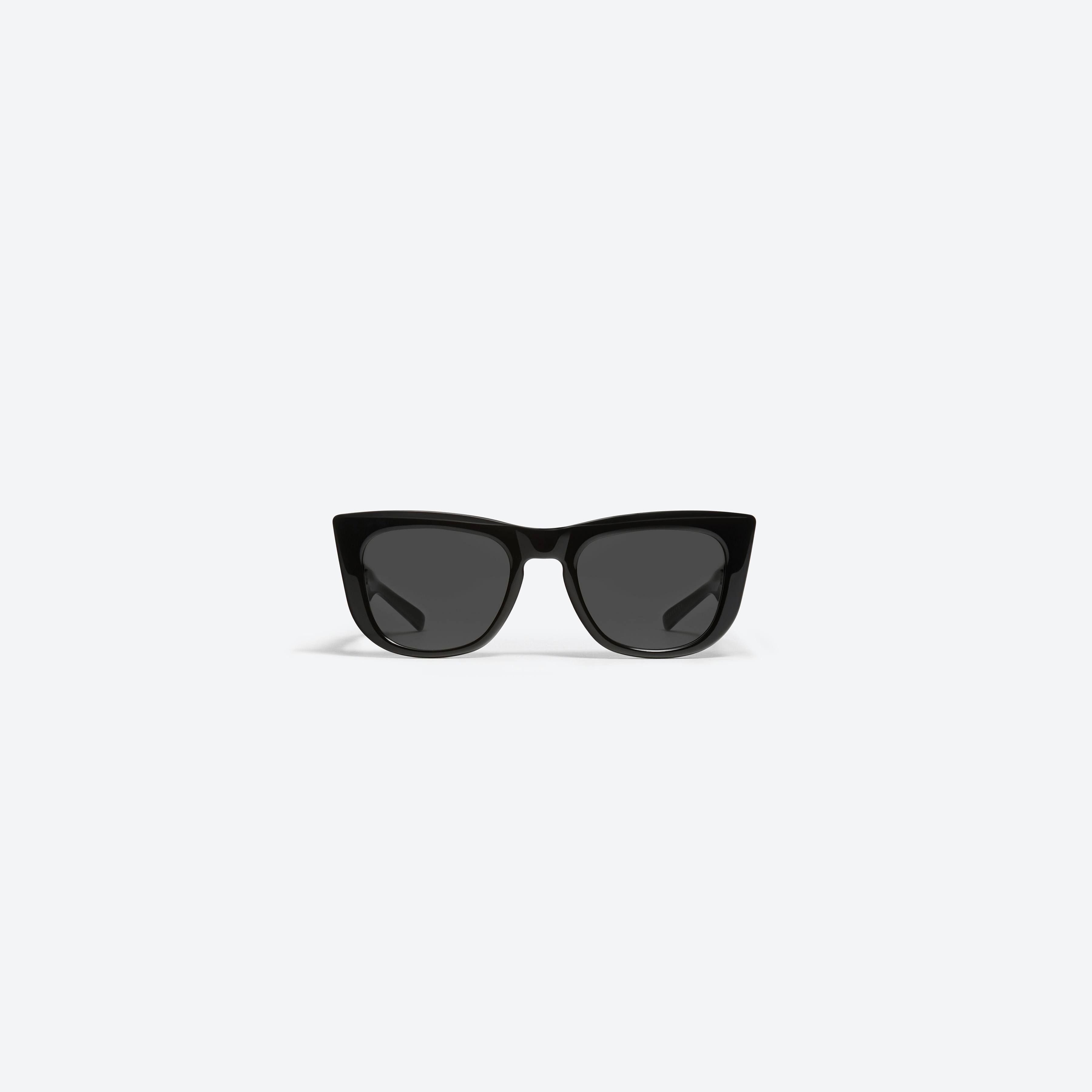 Maison Margiela – MM008 01(C) | Gentle Monster INT 公式オンライン