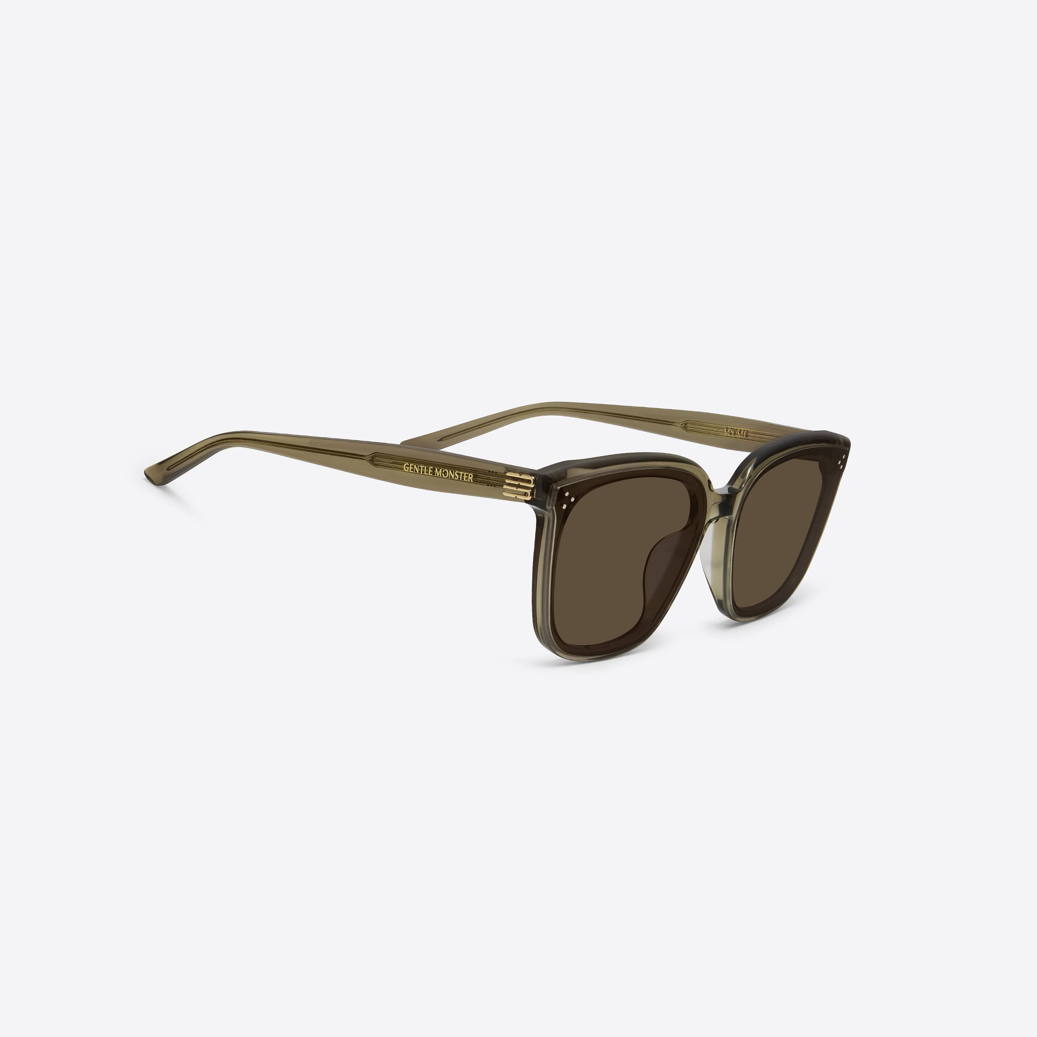 45-degree detailed view of Gentle Monster My Me KC6 Green Acetate framed Square sunglasses.