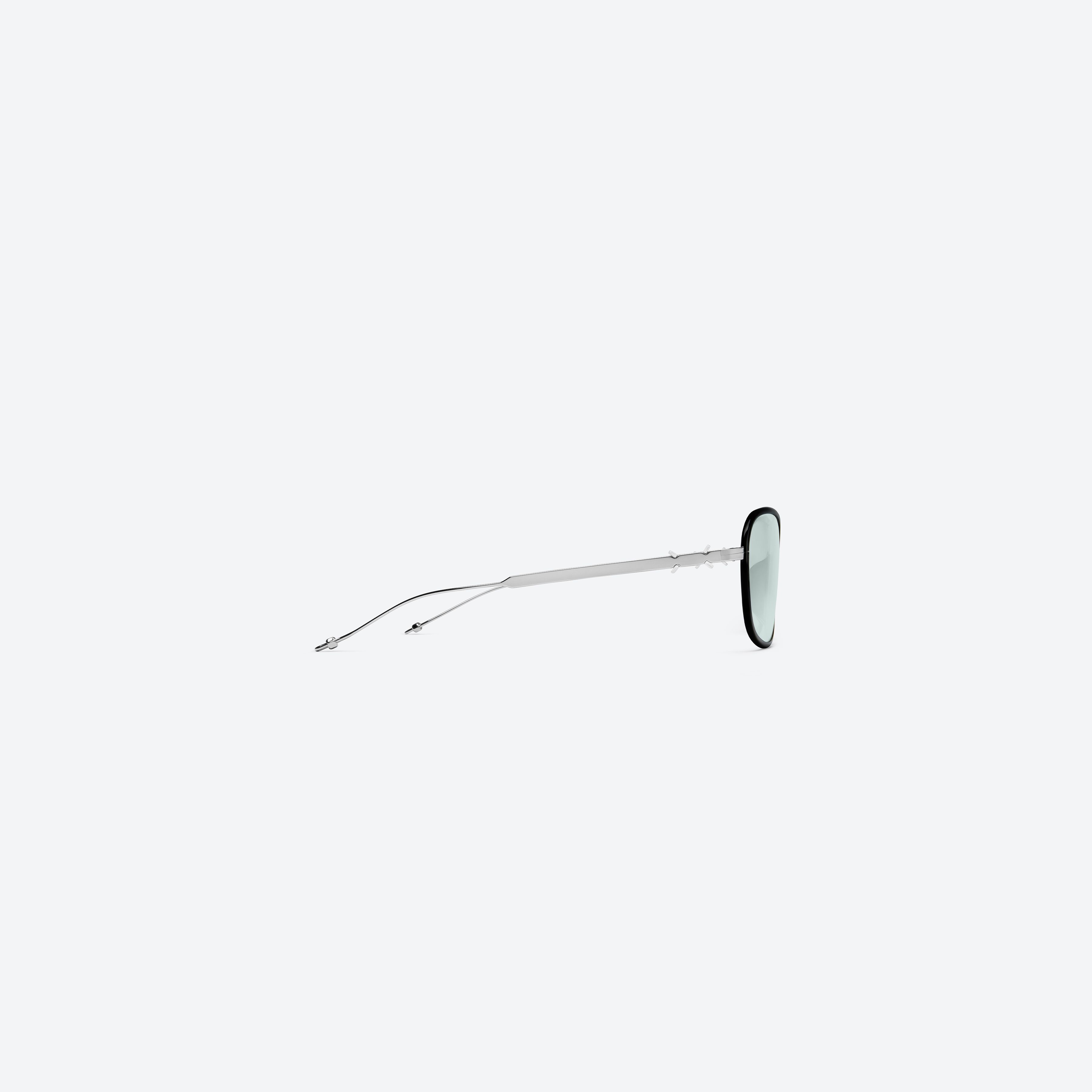 A detailed right view of Gentle Monster Maison Margiela - MM319 01 Black Metal framed Aviator sunglasses.