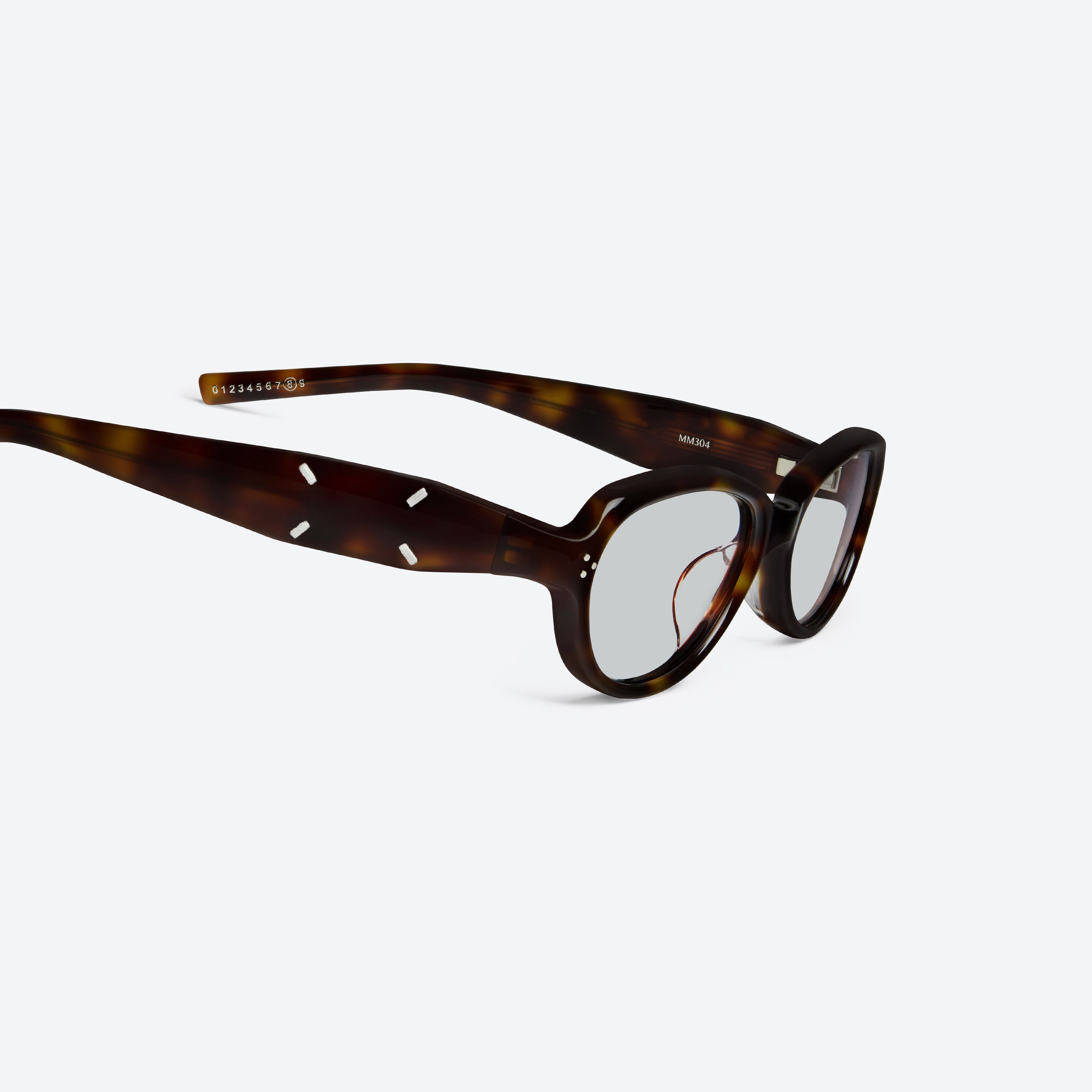 45-degree detailed view of Gentle Monster Maison Margiela - MM304 L2 Tortoise Acetate framed Aviator sunglasses.