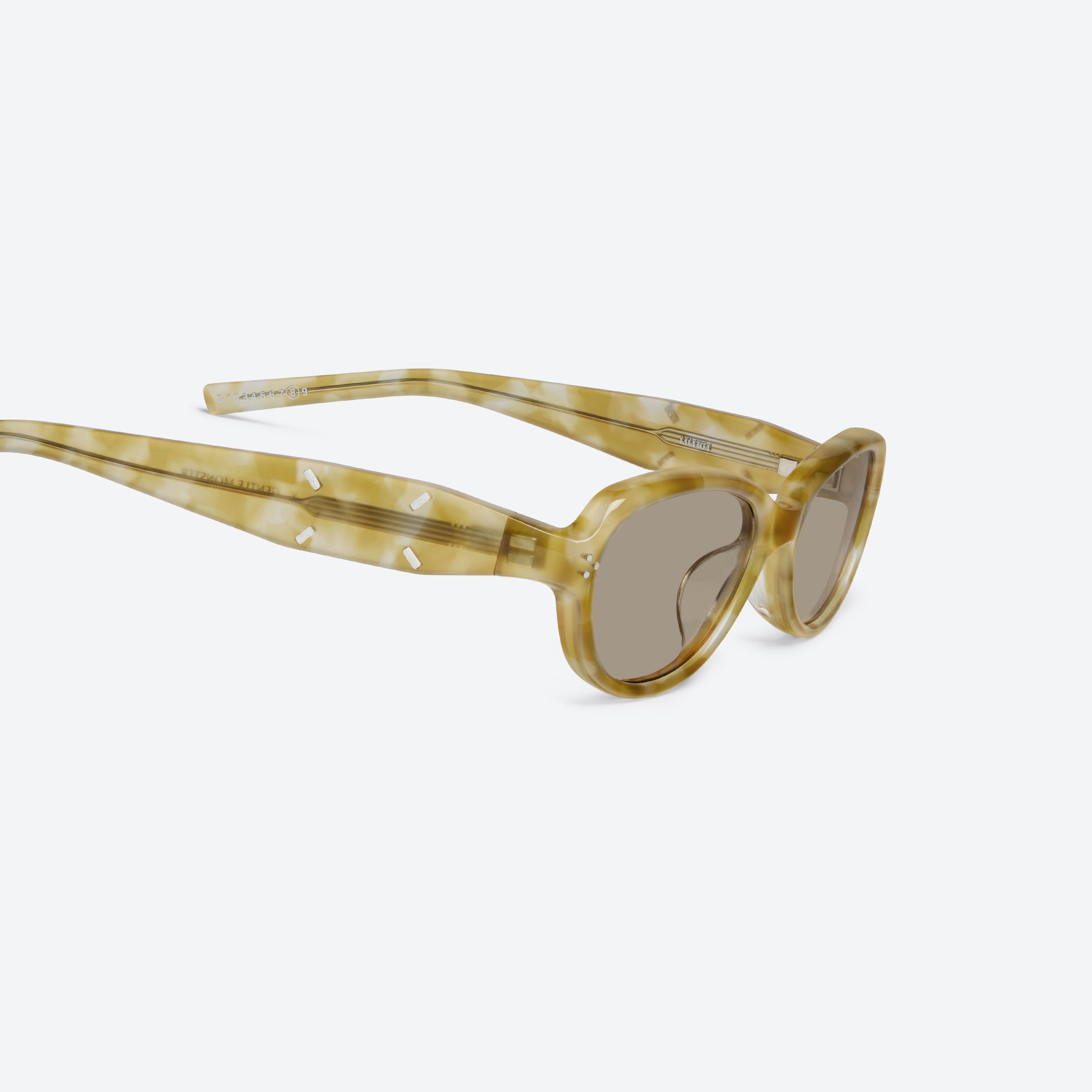 45-degree detailed view of Gentle Monster Maison Margiela - MM304 T13 Tortoise Acetate framed Aviator sunglasses.