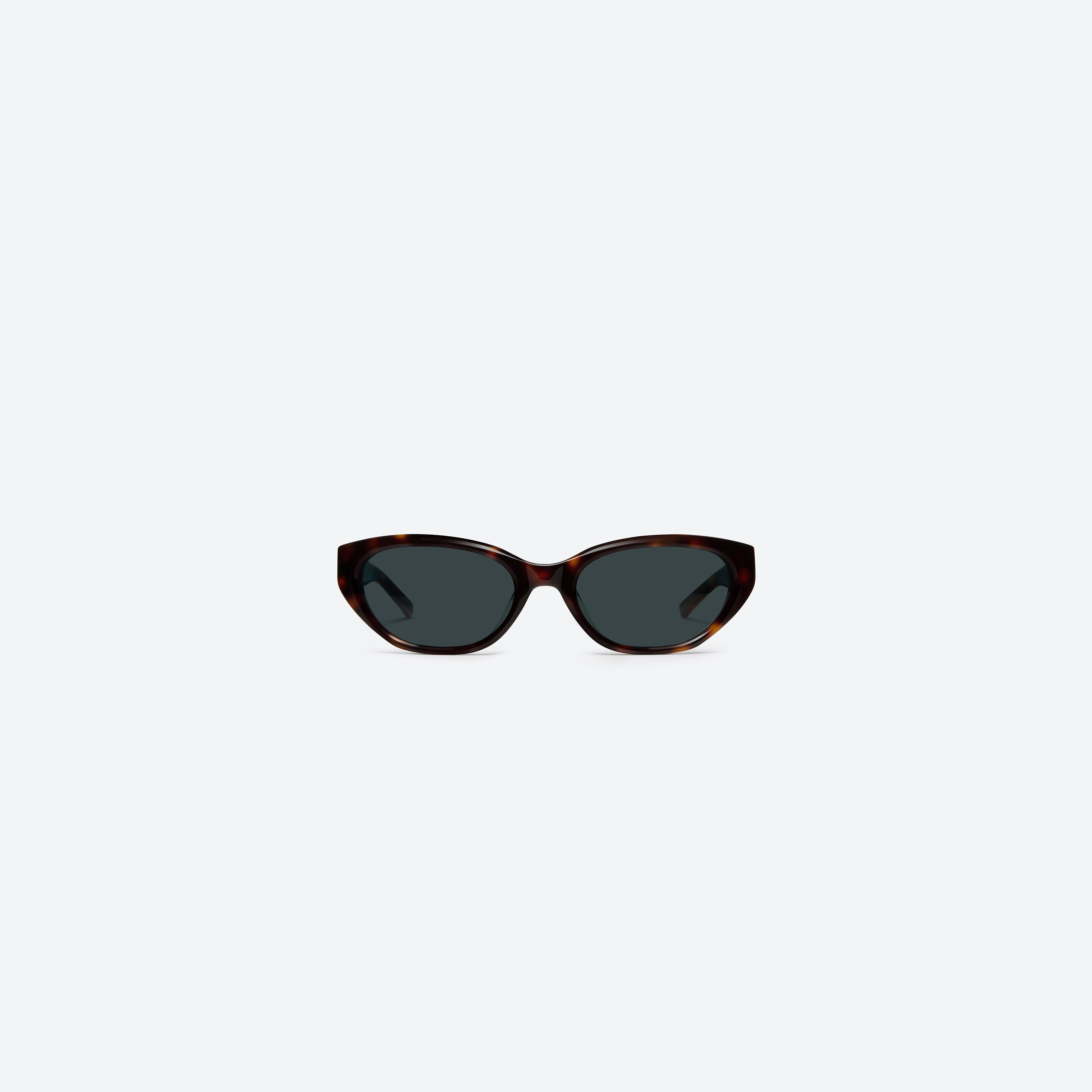 A front view of Gentle Monster Maison Margiela - MM305 L2 Tortoise Acetate framed Cat-eye sunglasses.