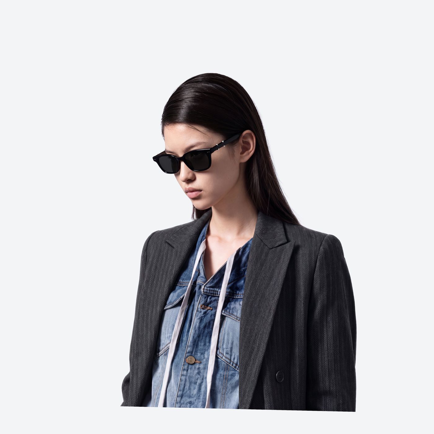 Model wearing the Maison Margiela - MM316 01 Black Acetate framed Square sunglasses.