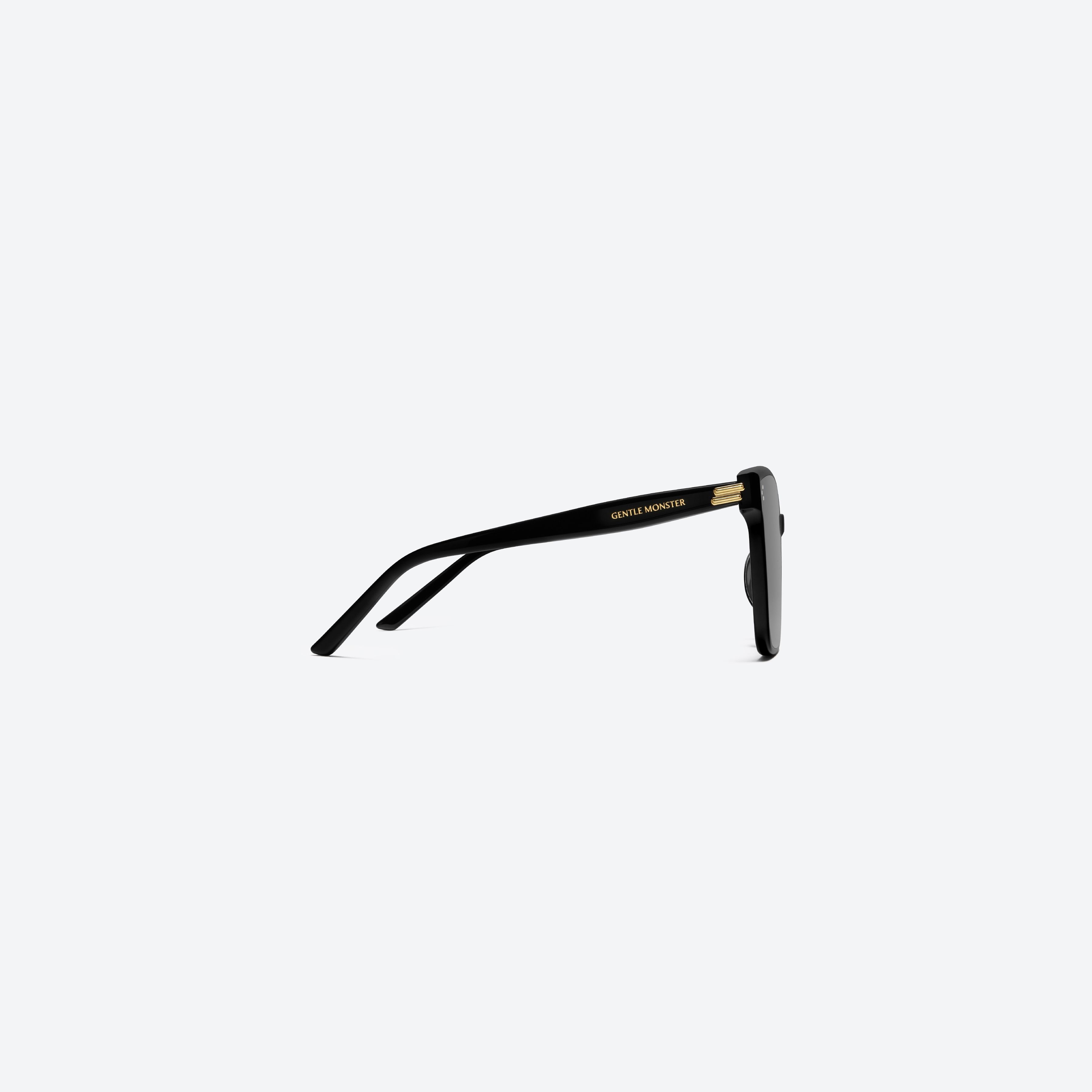 A detailed right view of Gentle Monster New Her 01 Recycled Similar Black Acetate Renew framed Square sunglasses.