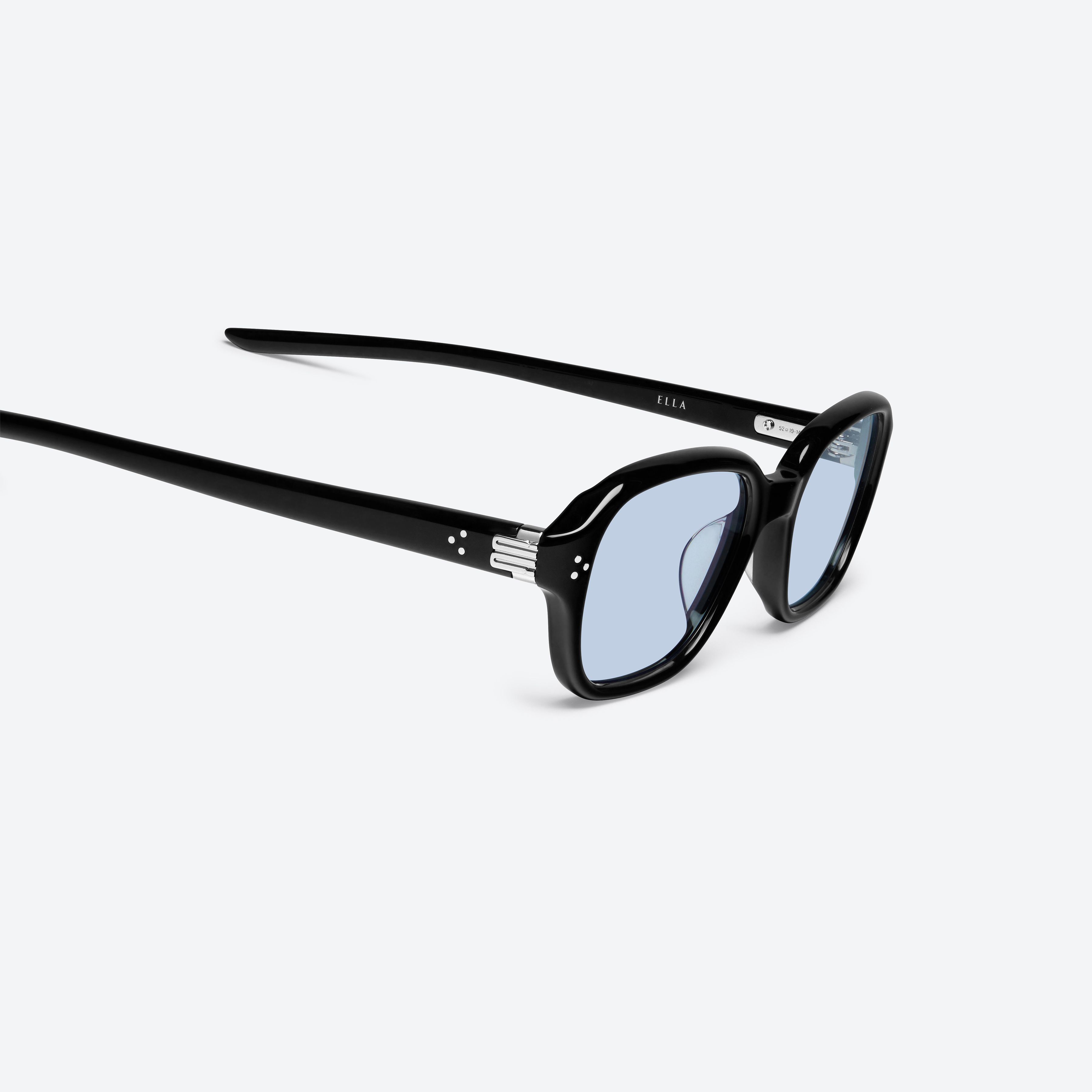 45-degree detailed view of Gentle Monster Ella 01 Black Acetate framed Square sunglasses.