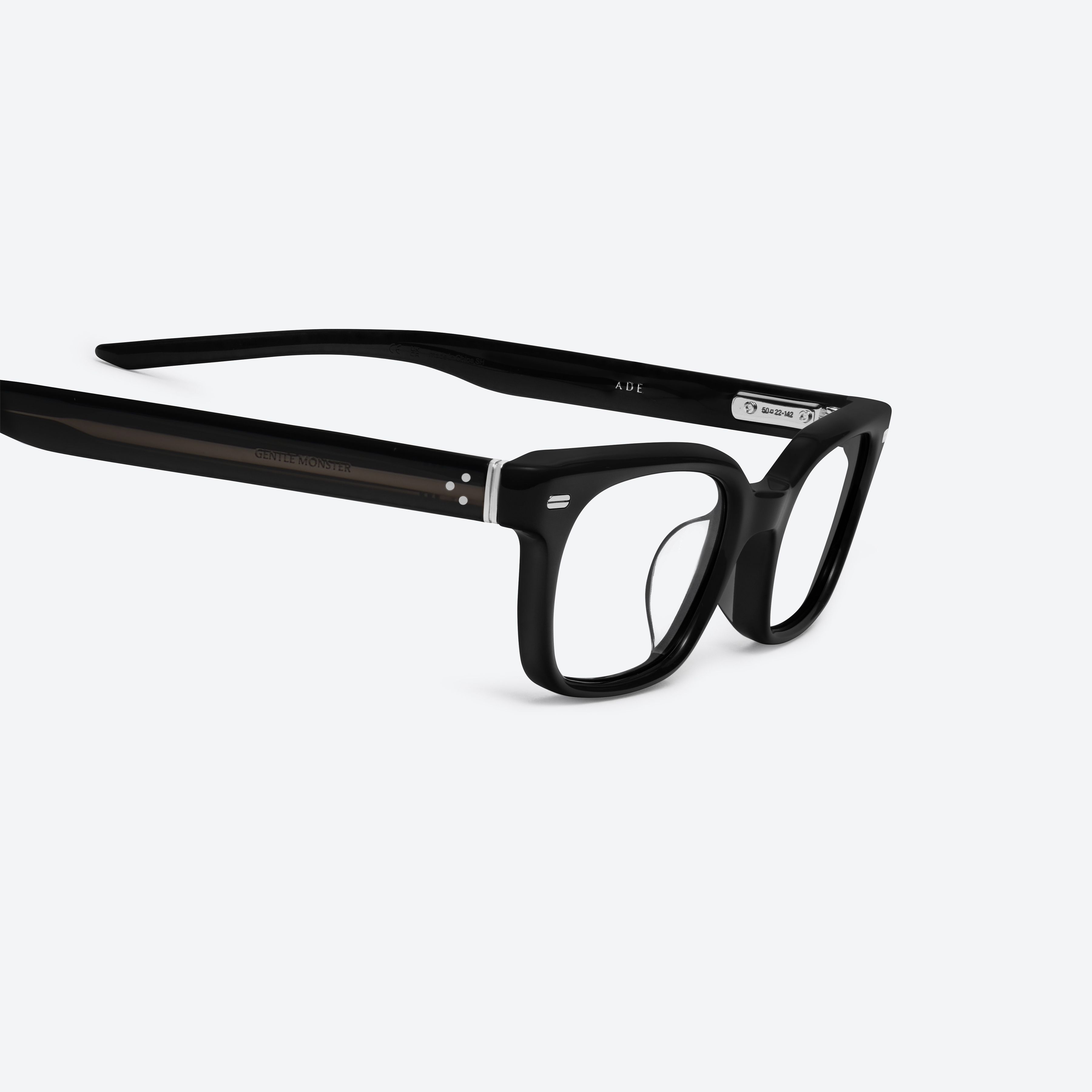 45-degree detailed view of Gentle Monster Ade 01 Black Acetate framed Square glasses.