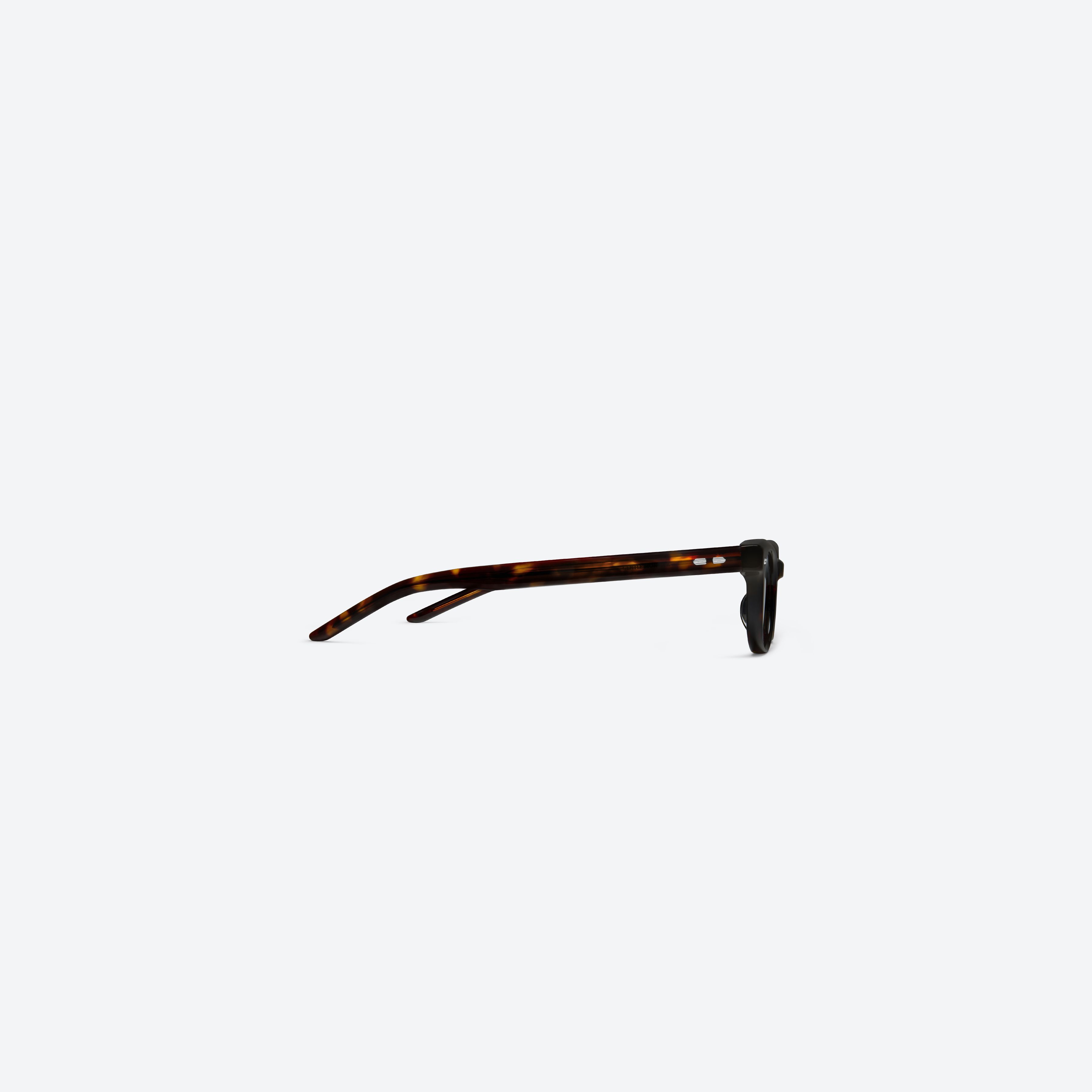 A detailed right view of Gentle Monster Magg T1 Tortoise Acetate framed Round sunglasses.