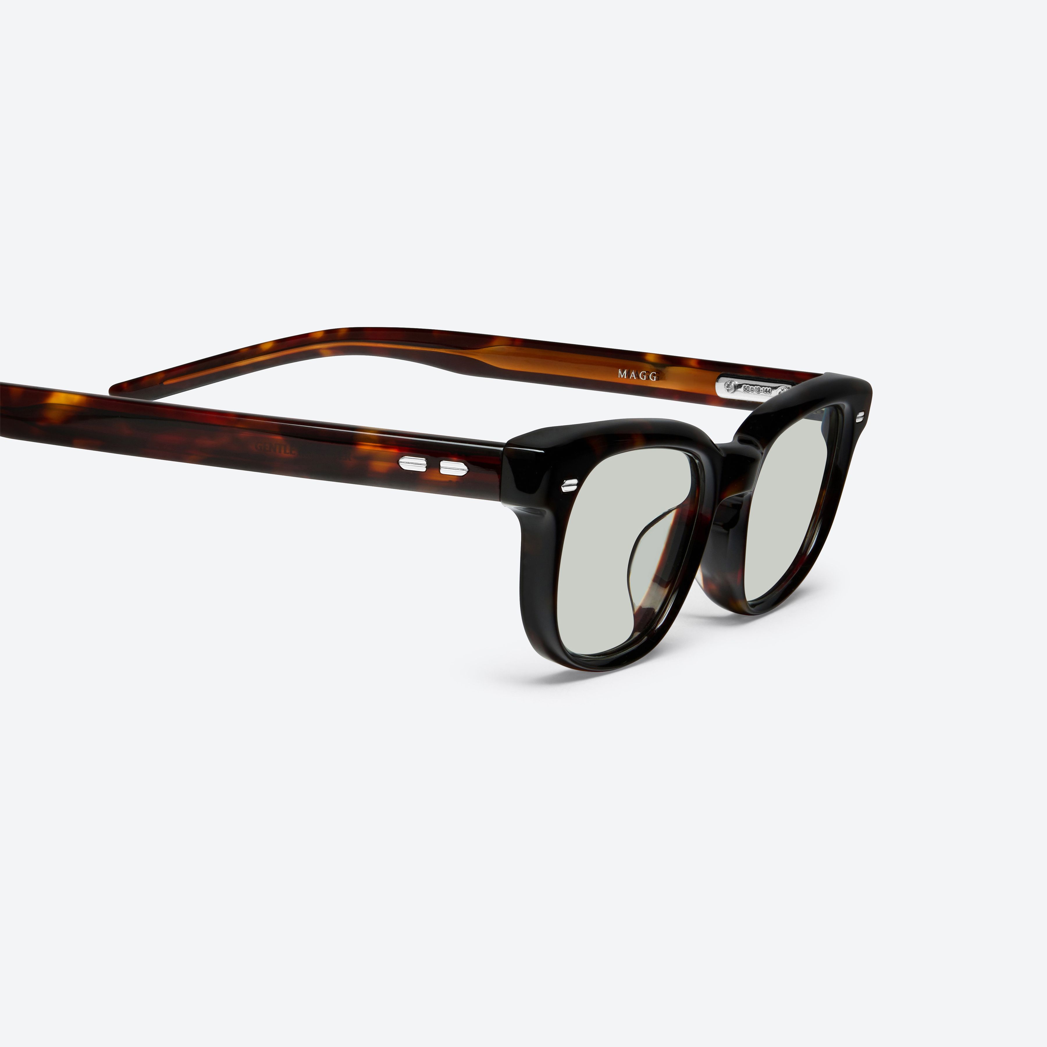 45-degree detailed view of Gentle Monster Magg T1 Tortoise Acetate framed Round sunglasses.