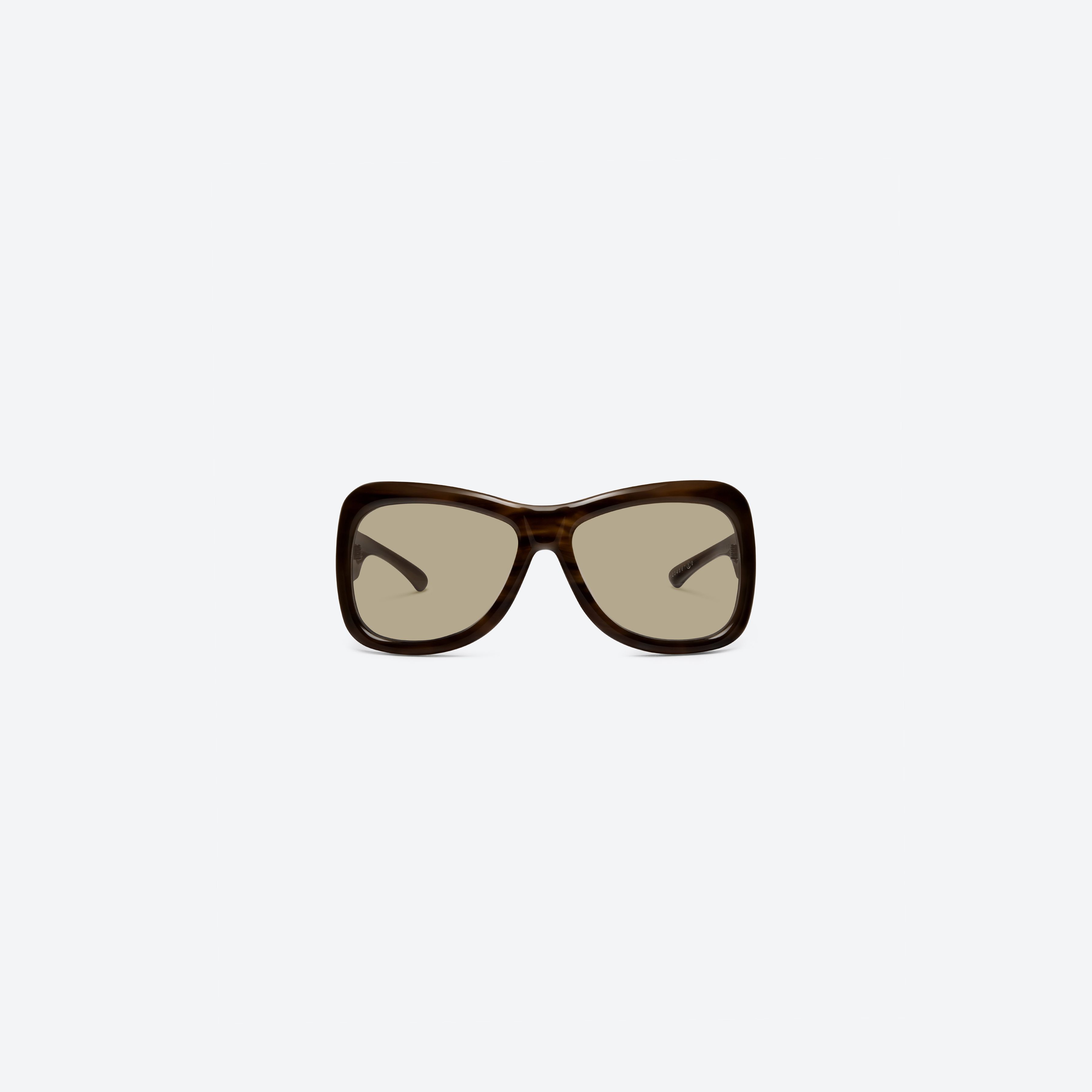 A front view of Gentle Monster Maison Margiela - MM323 T14 Similar Tortoise Acetate framed Aviator sunglasses.