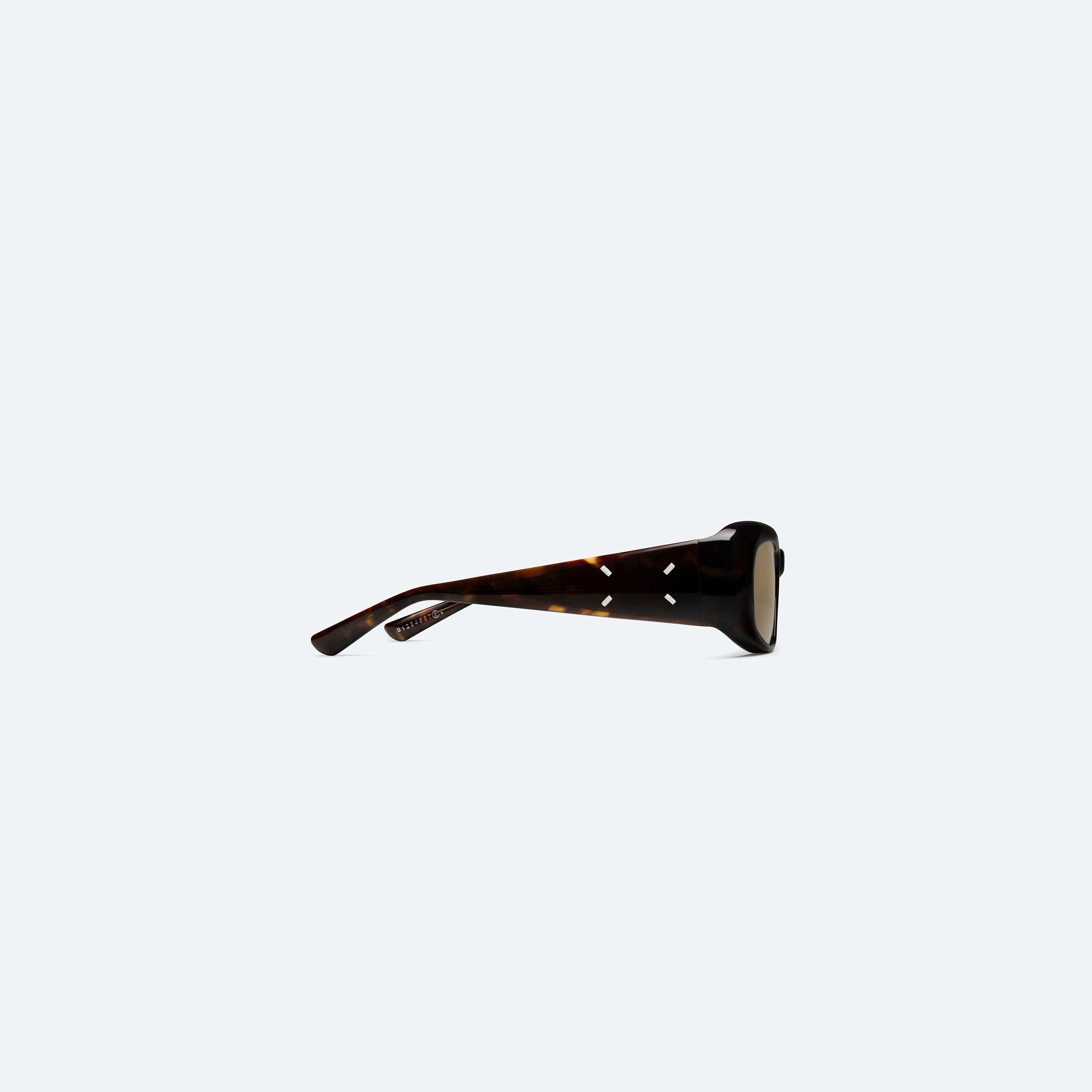 A detailed right view of Gentle Monster Maison Margiela - MM324 T1 Tortoise Acetate framed Square sunglasses.