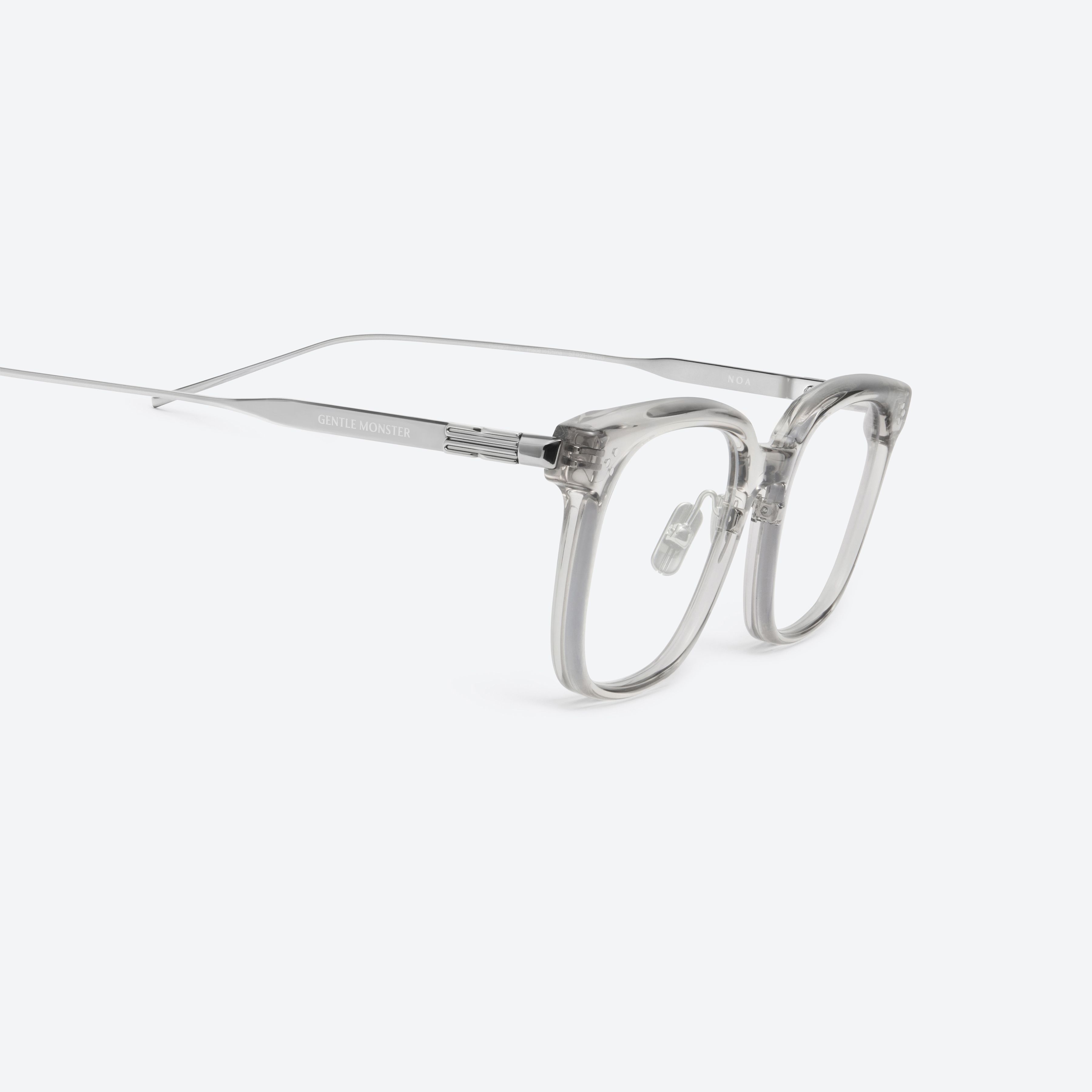 45-degree detailed view of Gentle Monster Noa Gc7 Gray Mixed framed Square glasses.