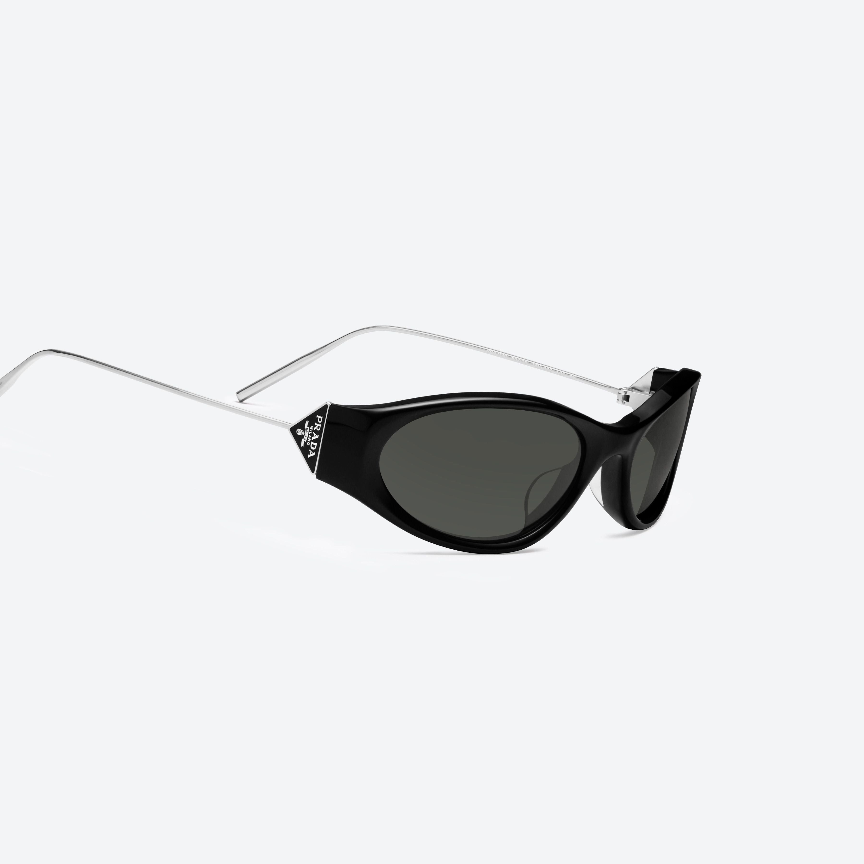 45-degree detailed view of Gentle Monster Prada Gentle Monster 3 01 Black Mixed framed Oval sunglasses.