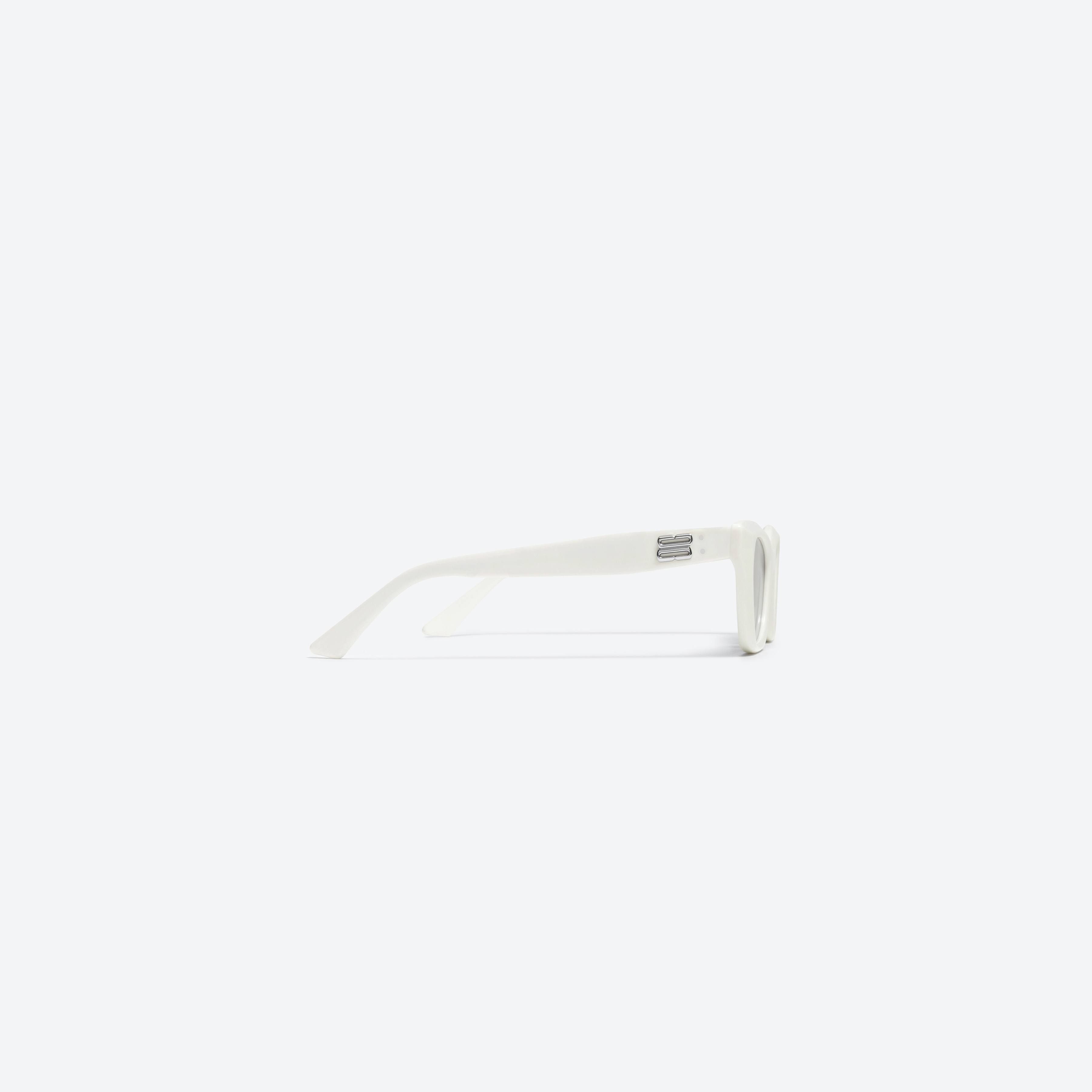 A detailed right view of Gentle Monster Oboe W2 White Acetate framed Cat-eye sunglasses.
