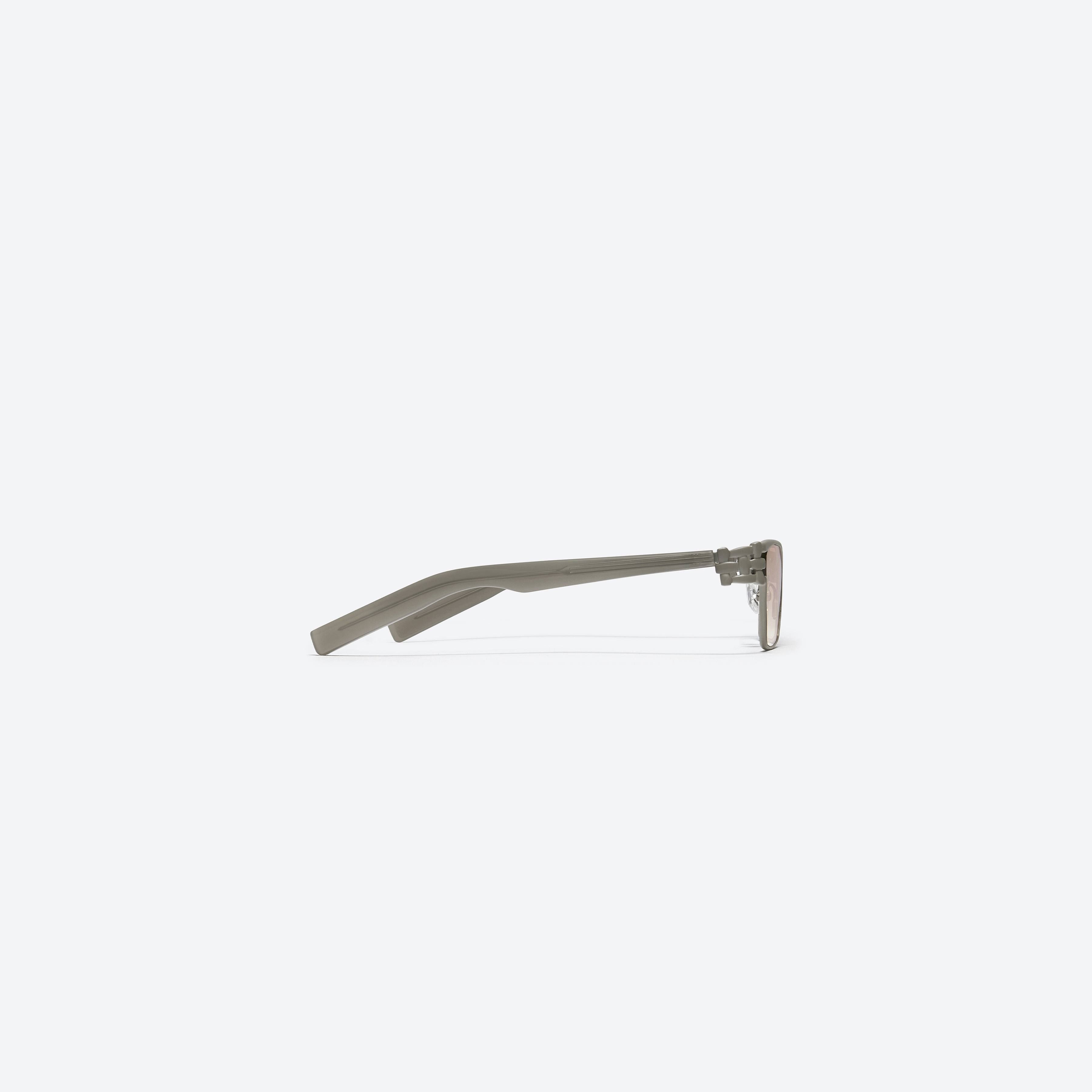 A detailed right view of Gentle Monster De Fi G2 Gray Mixed framed Cat-eye sunglasses.