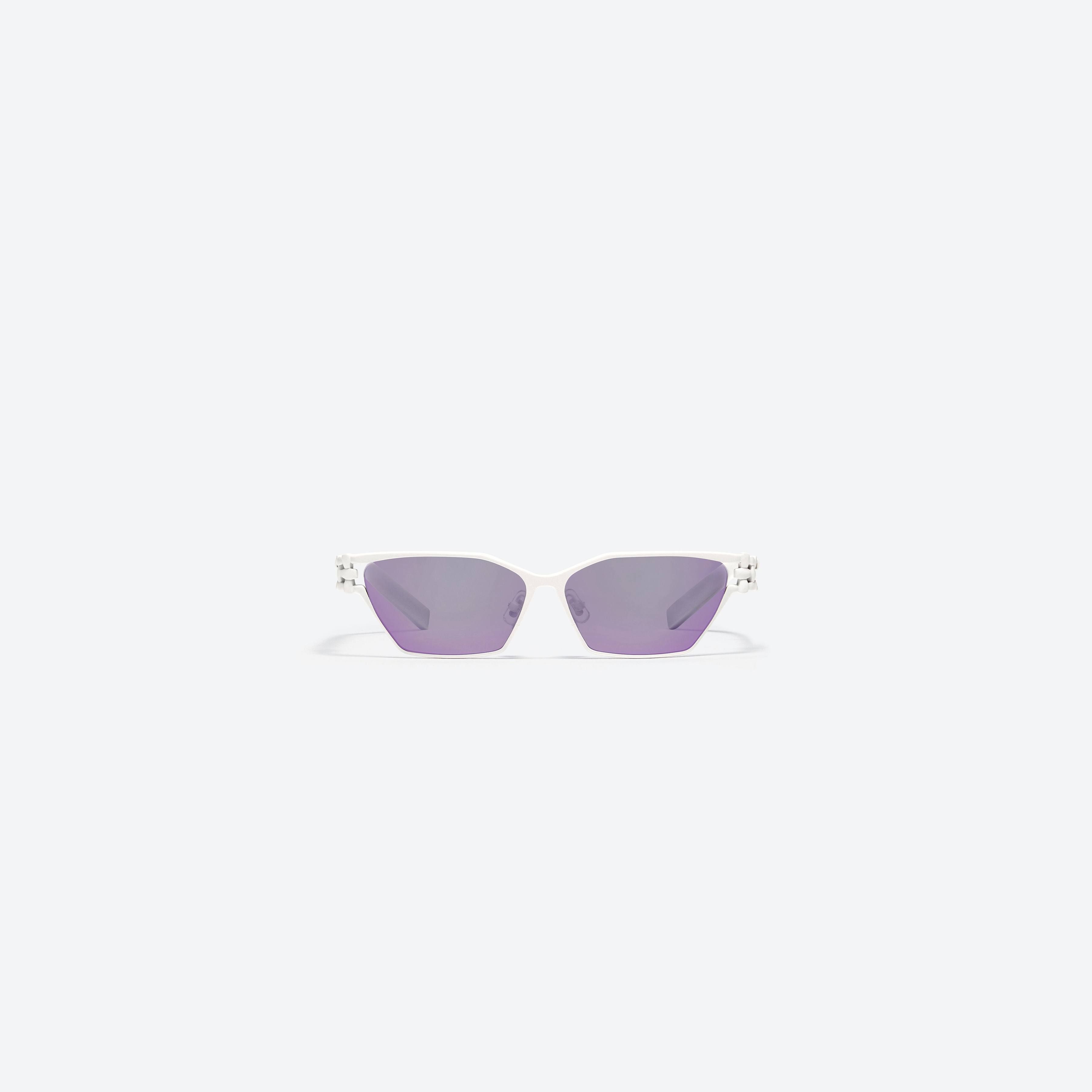 A front view of Gentle Monster De Fi W2 White Mixed framed Cat-eye sunglasses.