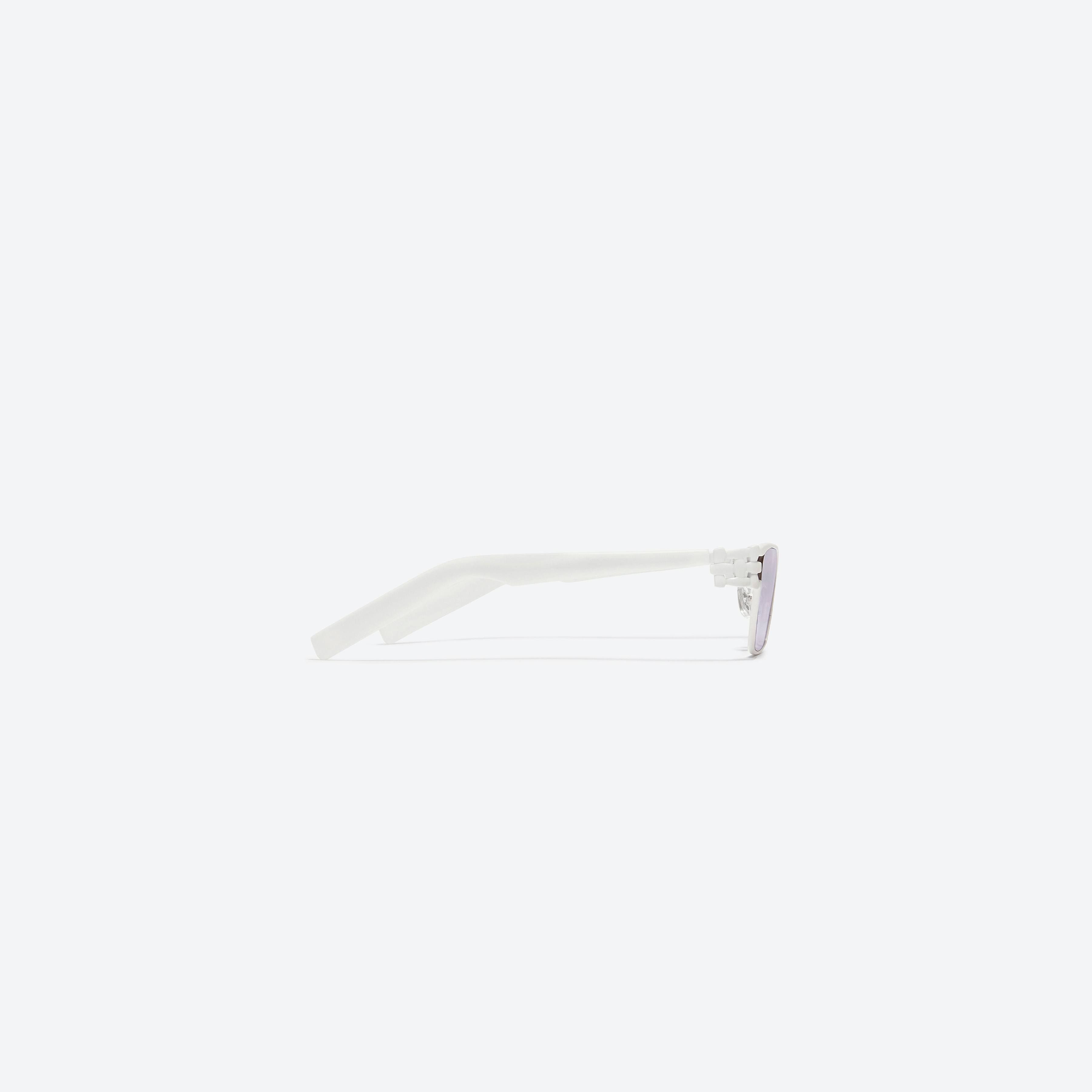 A detailed right view of Gentle Monster De Fi W2 White Mixed framed Cat-eye sunglasses.