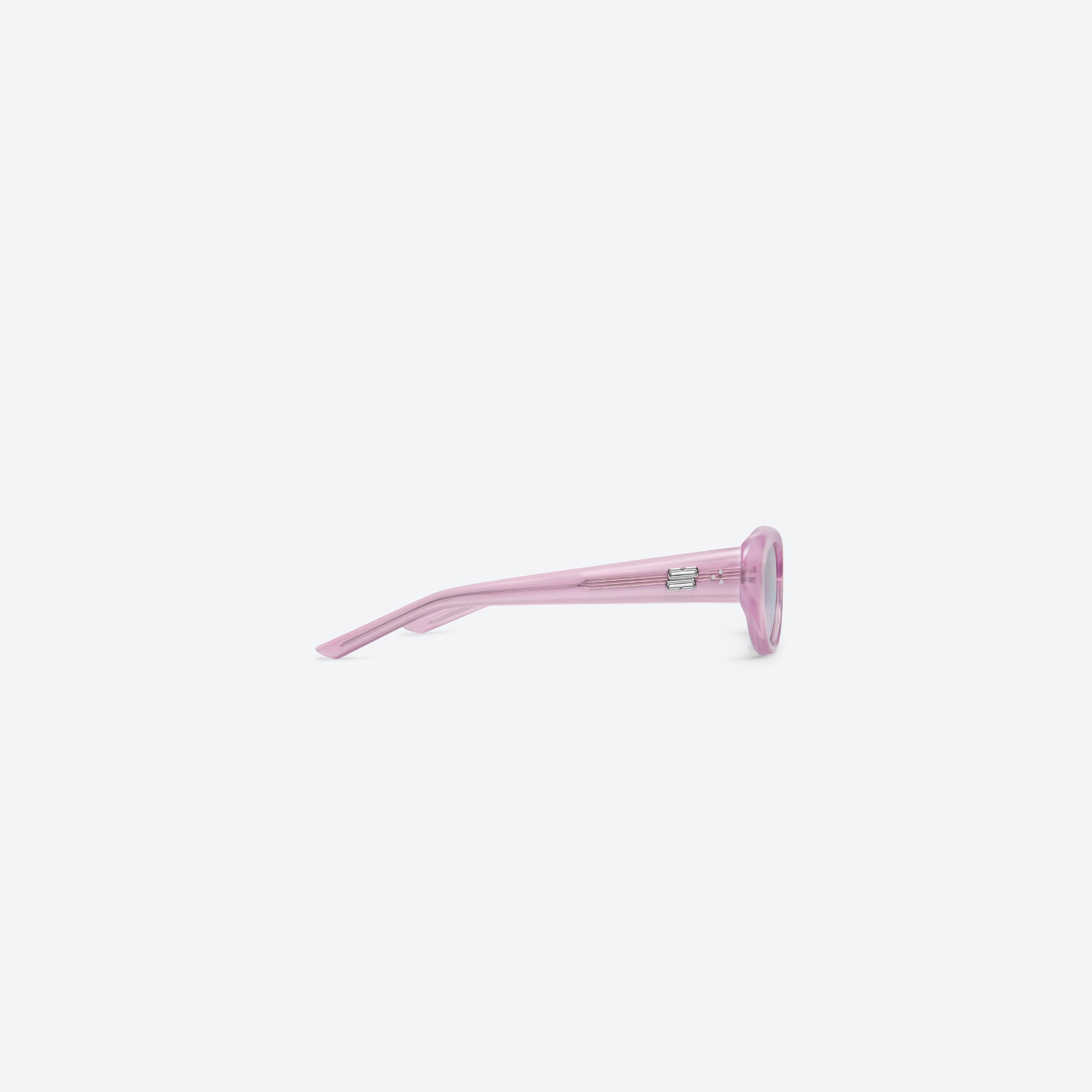 A detailed right view of Gentle Monster Umber PC9 Pink Acetate framed Oval sunglasses.