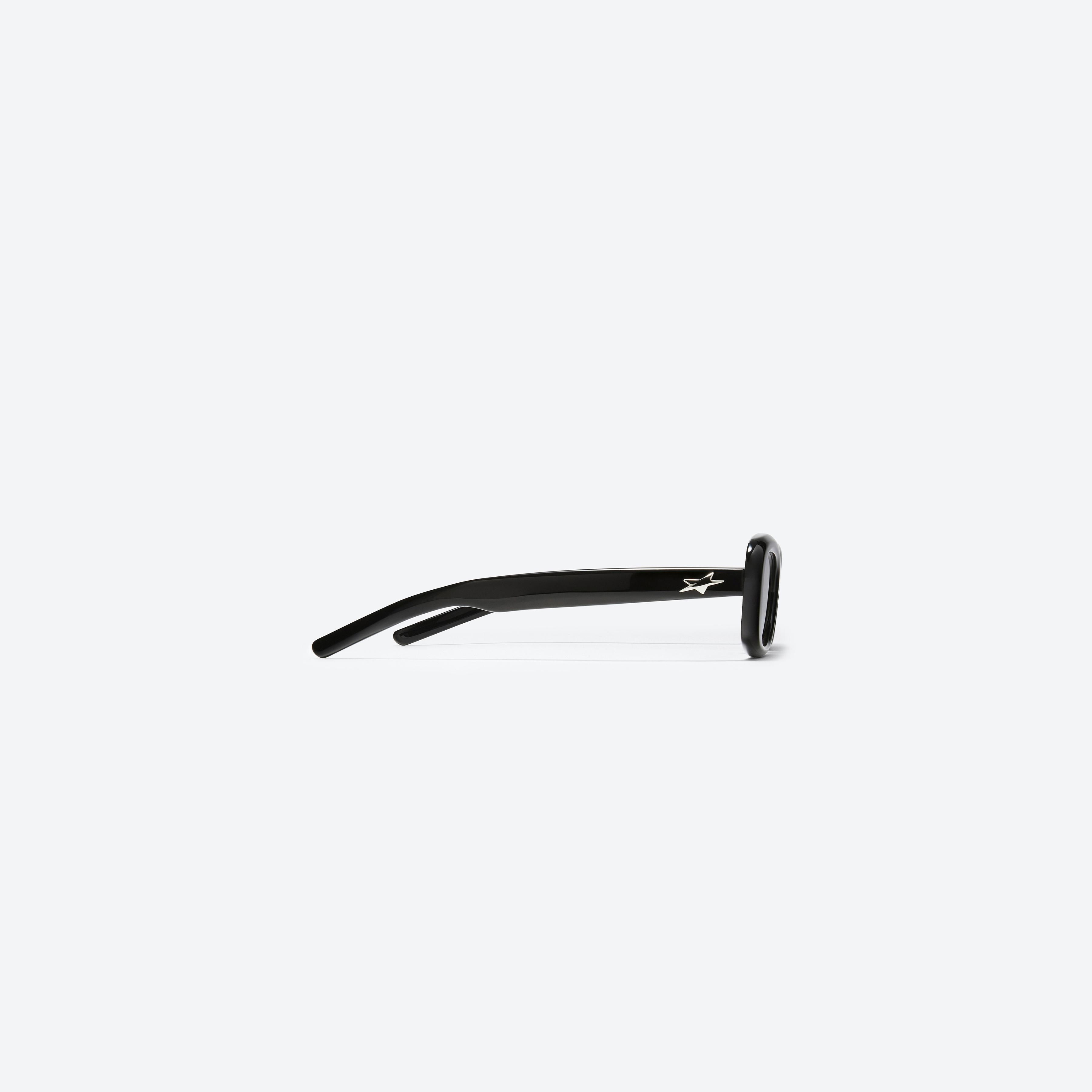 A detailed right view of Gentle Monster Oracle.S 01 Black Acetate framed Square sunglasses.