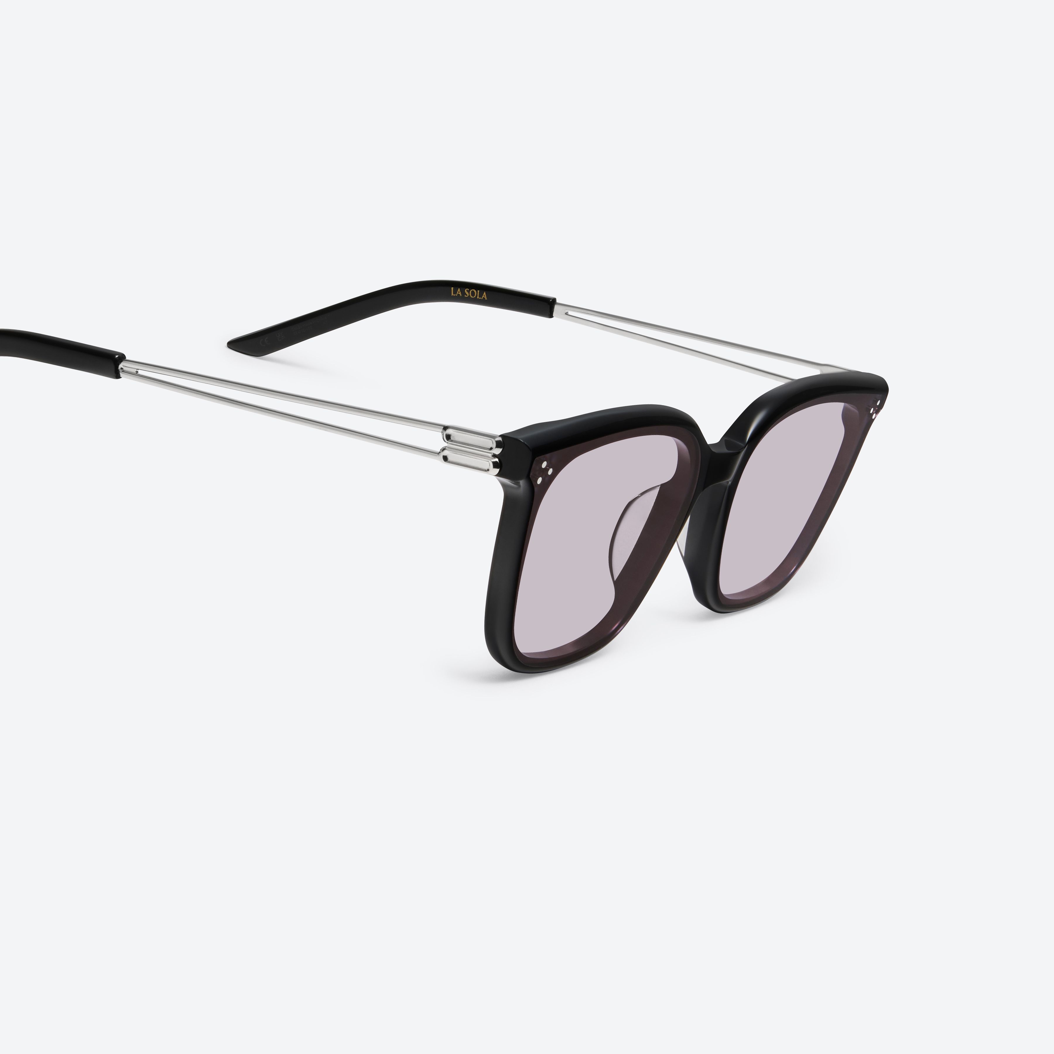 45-degree detailed view of Gentle Monster La Sola 01(G) Black Mixed framed Square sunglasses.