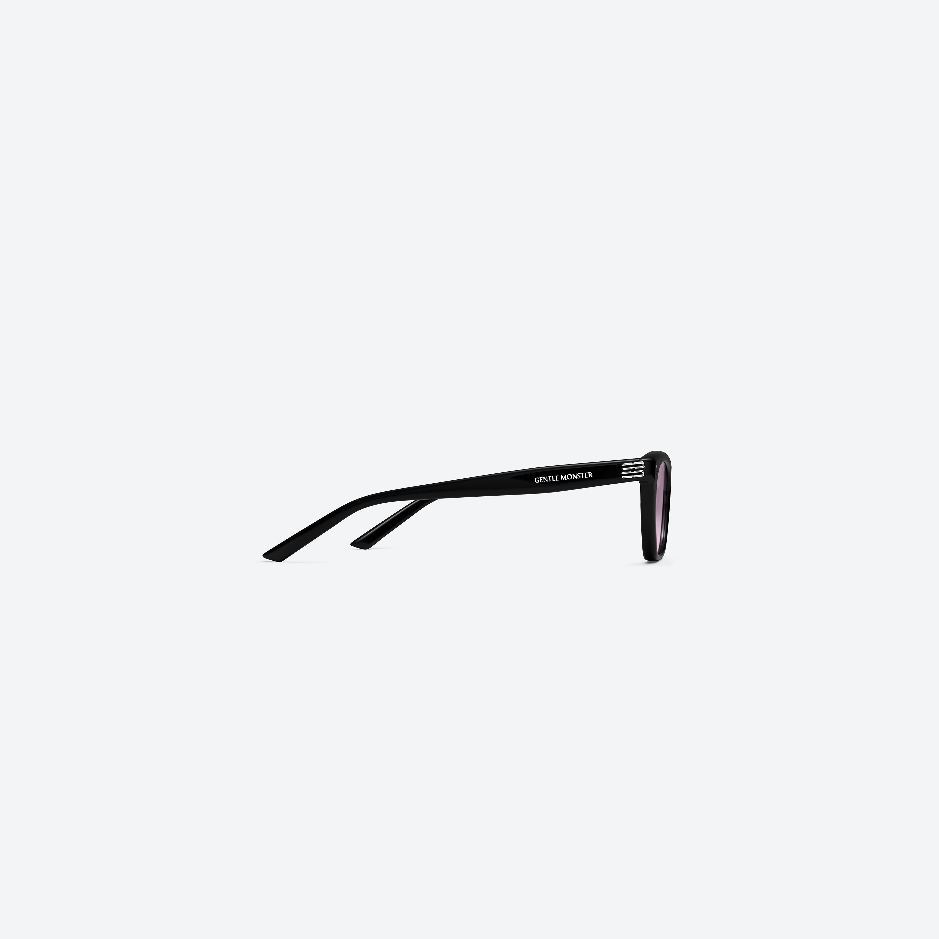 A detailed right view of Gentle Monster Gisele 01(V) Black Acetate framed Cat-eye sunglasses.