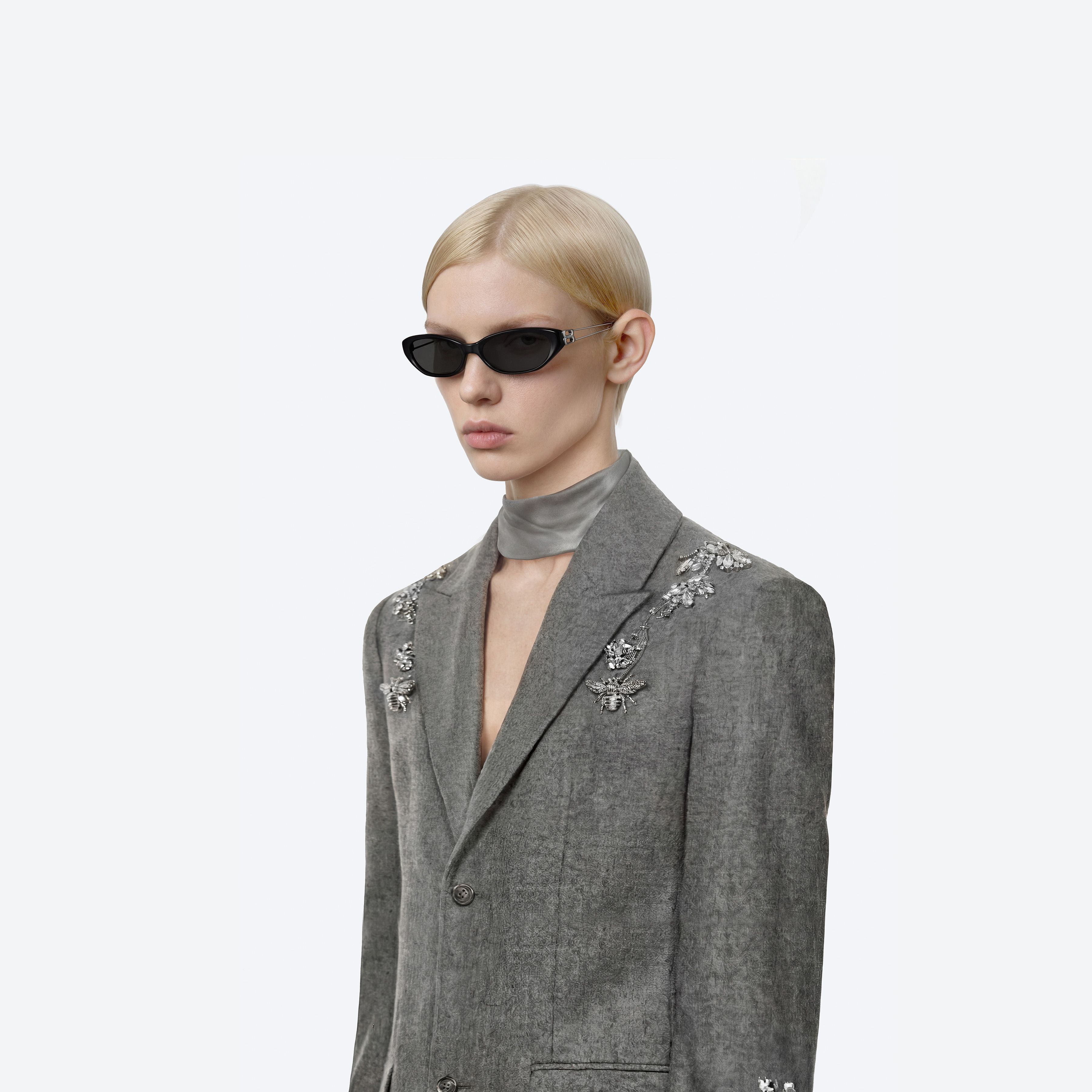 Model wearing the Mimosa 01 Black Mixed framed Cat-eye sunglasses.